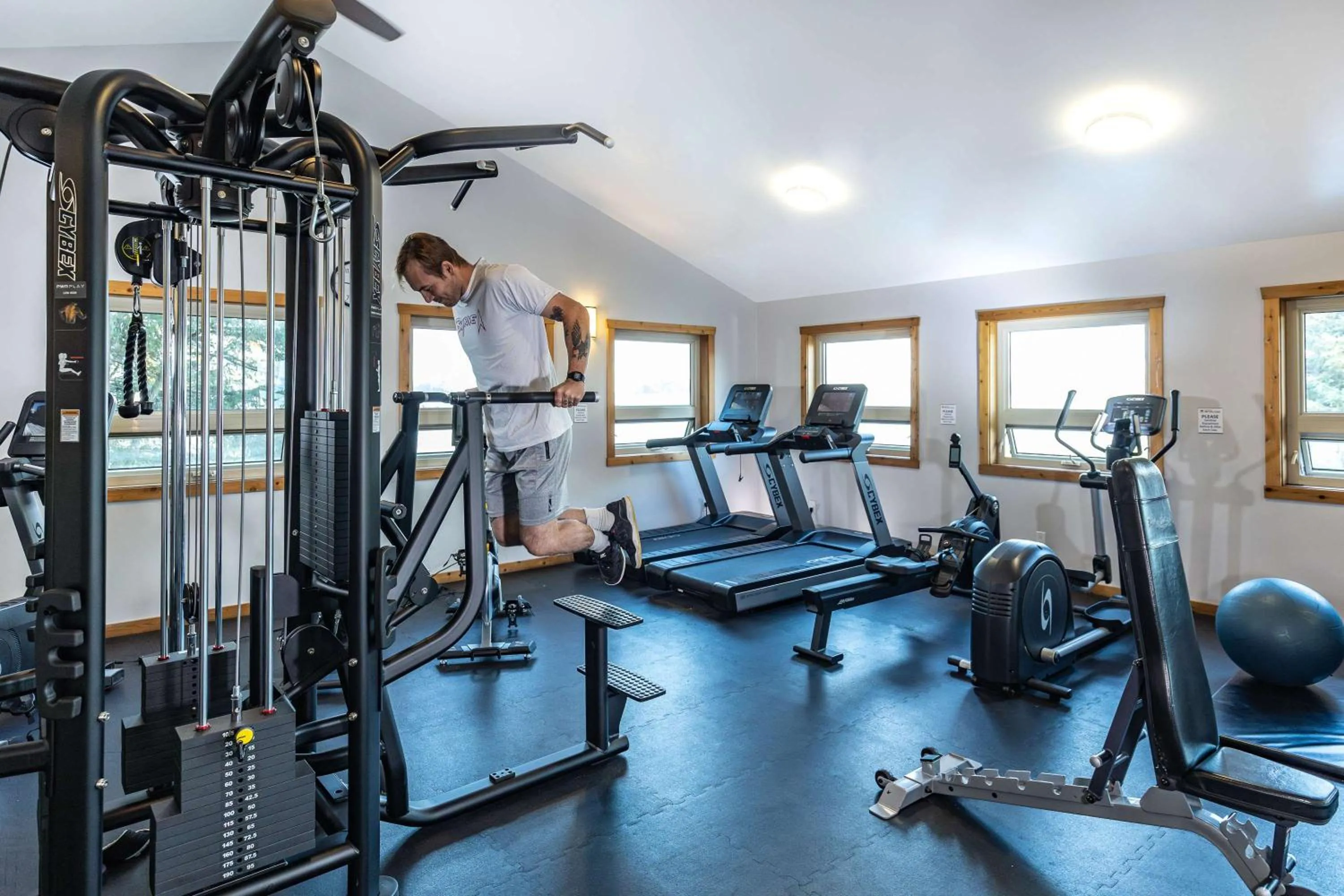 Fitness centre/facilities in Best Western Plus Tin Wis Resort