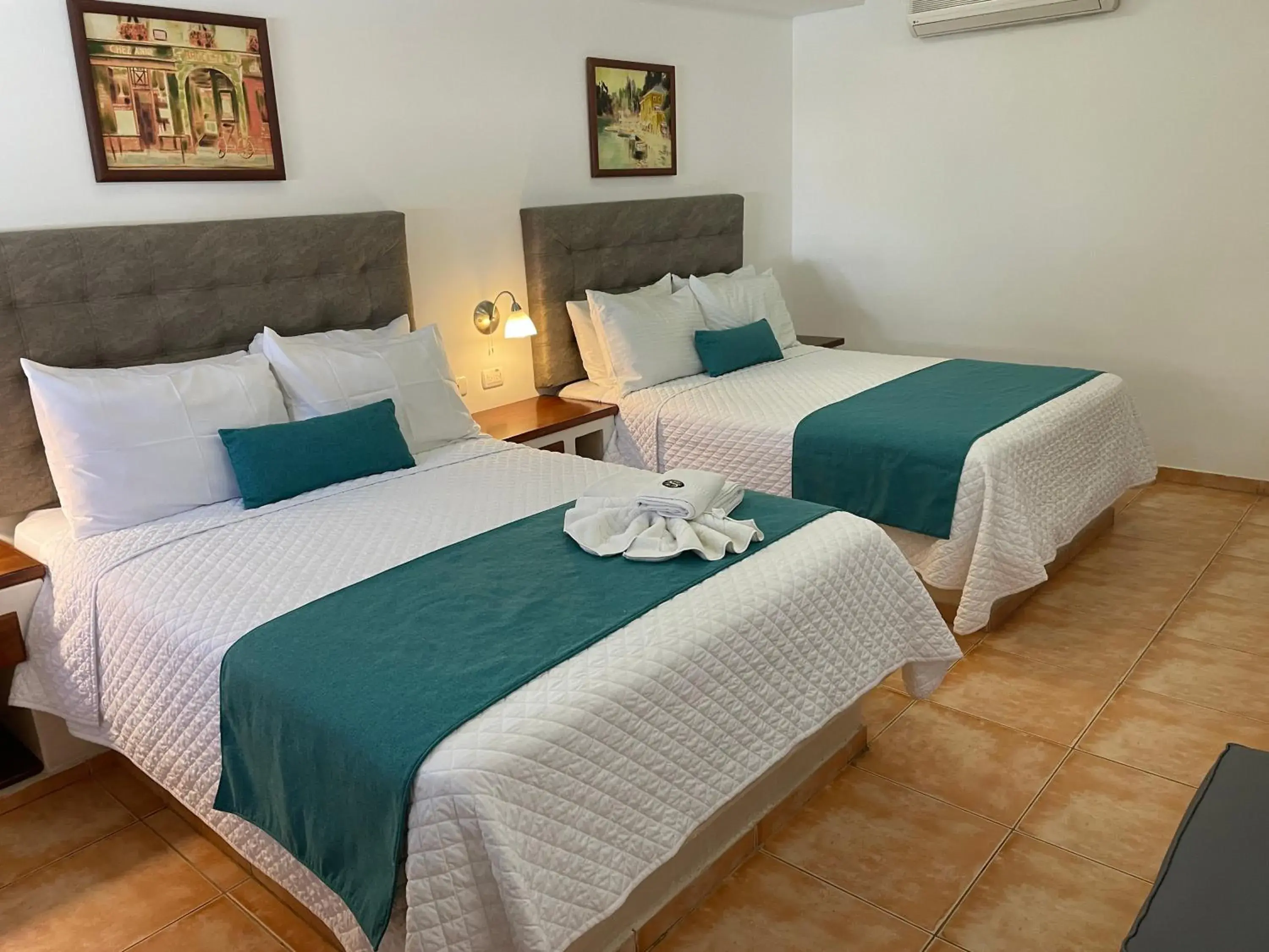 Deluxe Twin Room in Hosteria Punta Blanca Deluxe Twin Room in Hosteria Punta Blanca