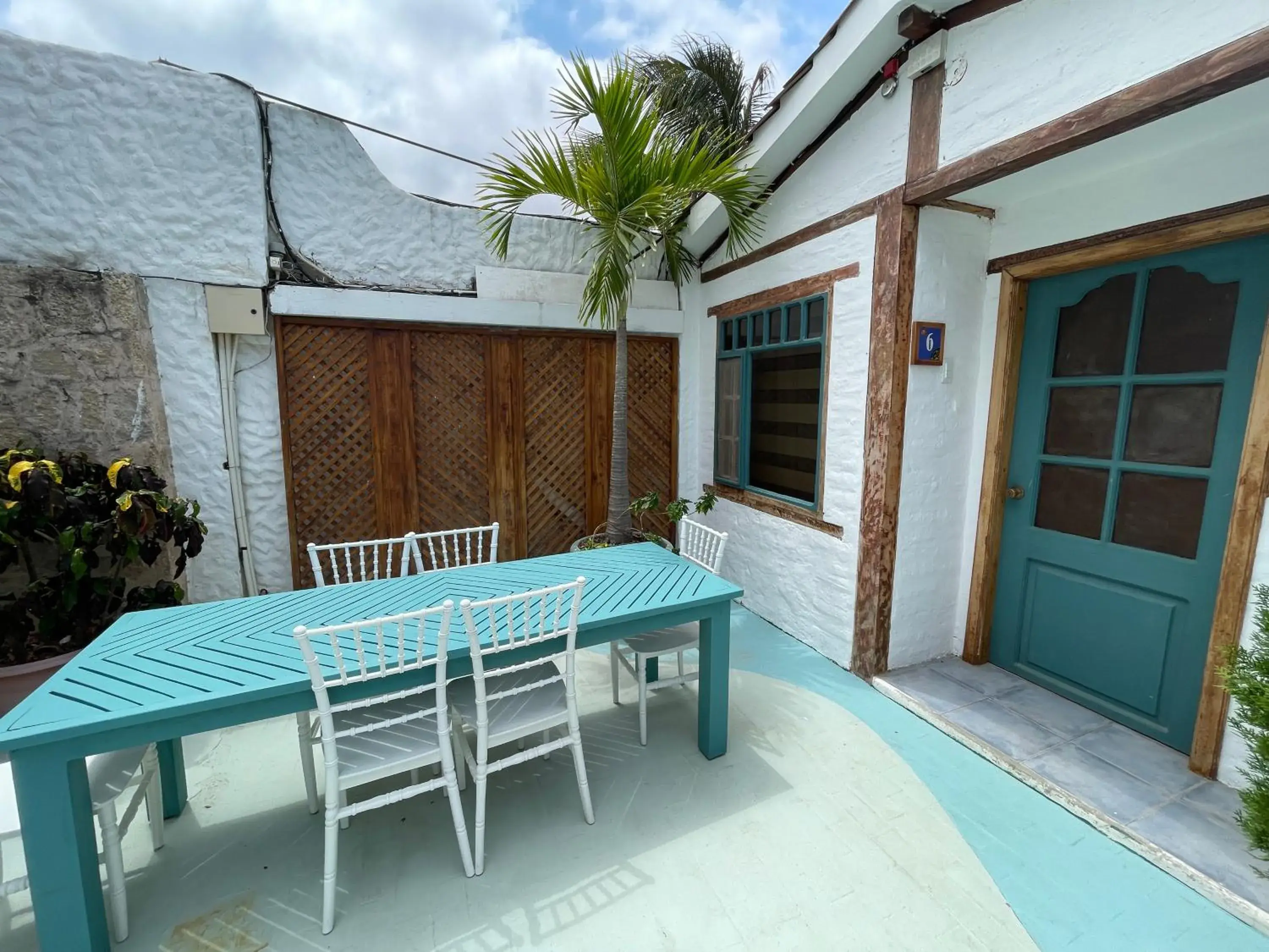 Large Double Room - single occupancy in Hosteria Punta Blanca Large Double Room - single occupancy in Hosteria Punta Blanca