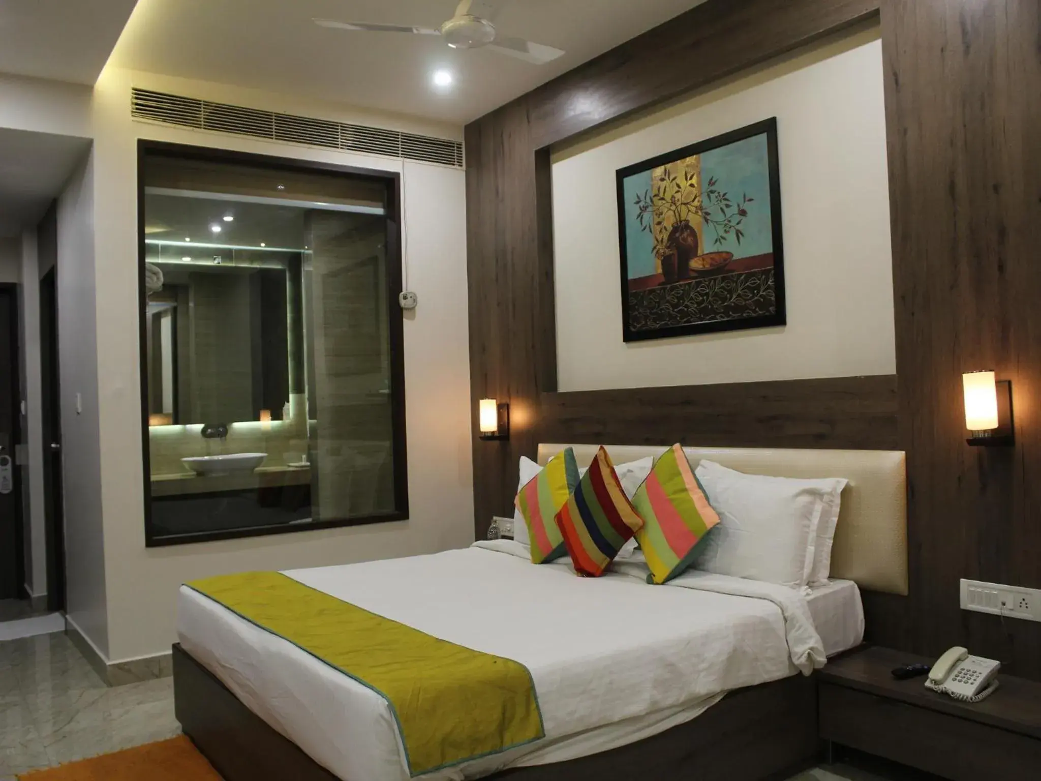 Deluxe King Room - single occupancy in Seven Sky Clarks Exotica Deluxe King Room - single occupancy in Seven Sky Clarks Exotica