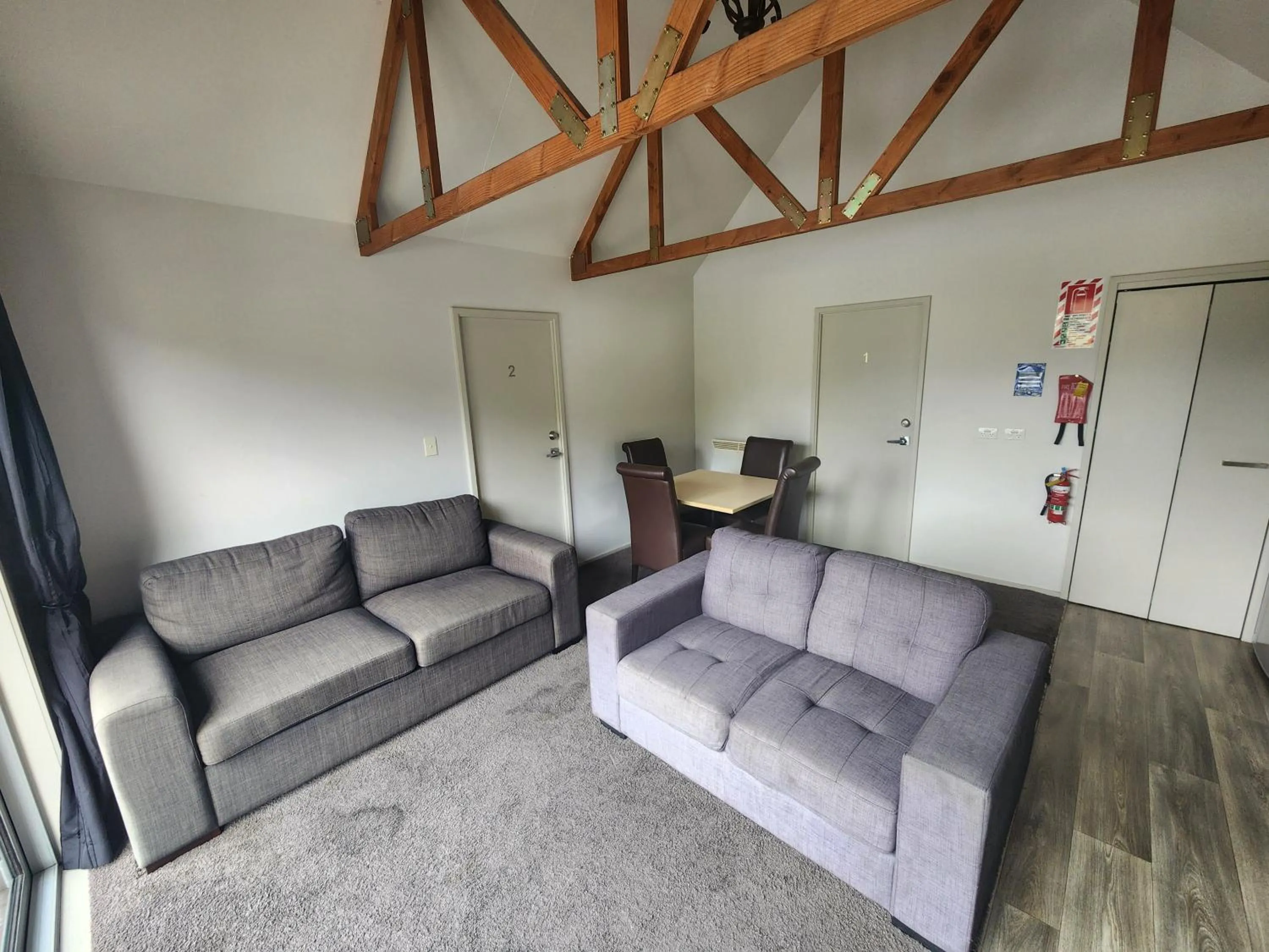 Living room in Pinewood Queenstown