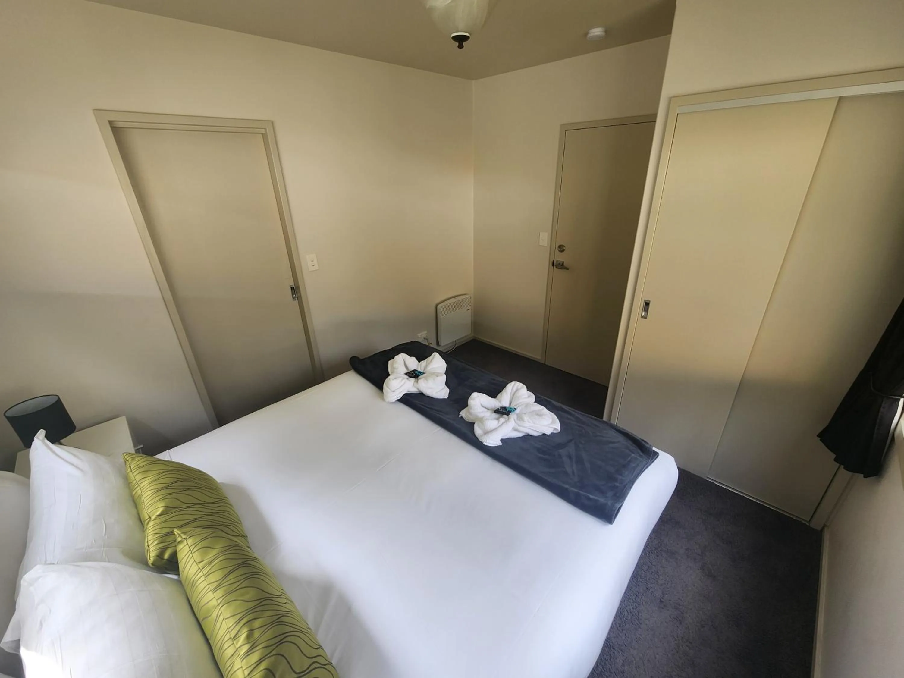 Bed in Pinewood Queenstown