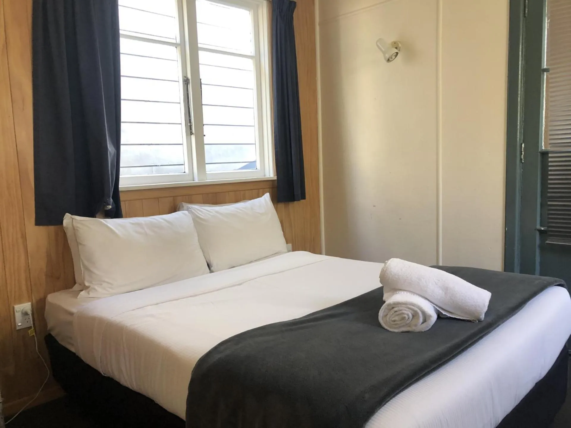 Bed in Pinewood Queenstown