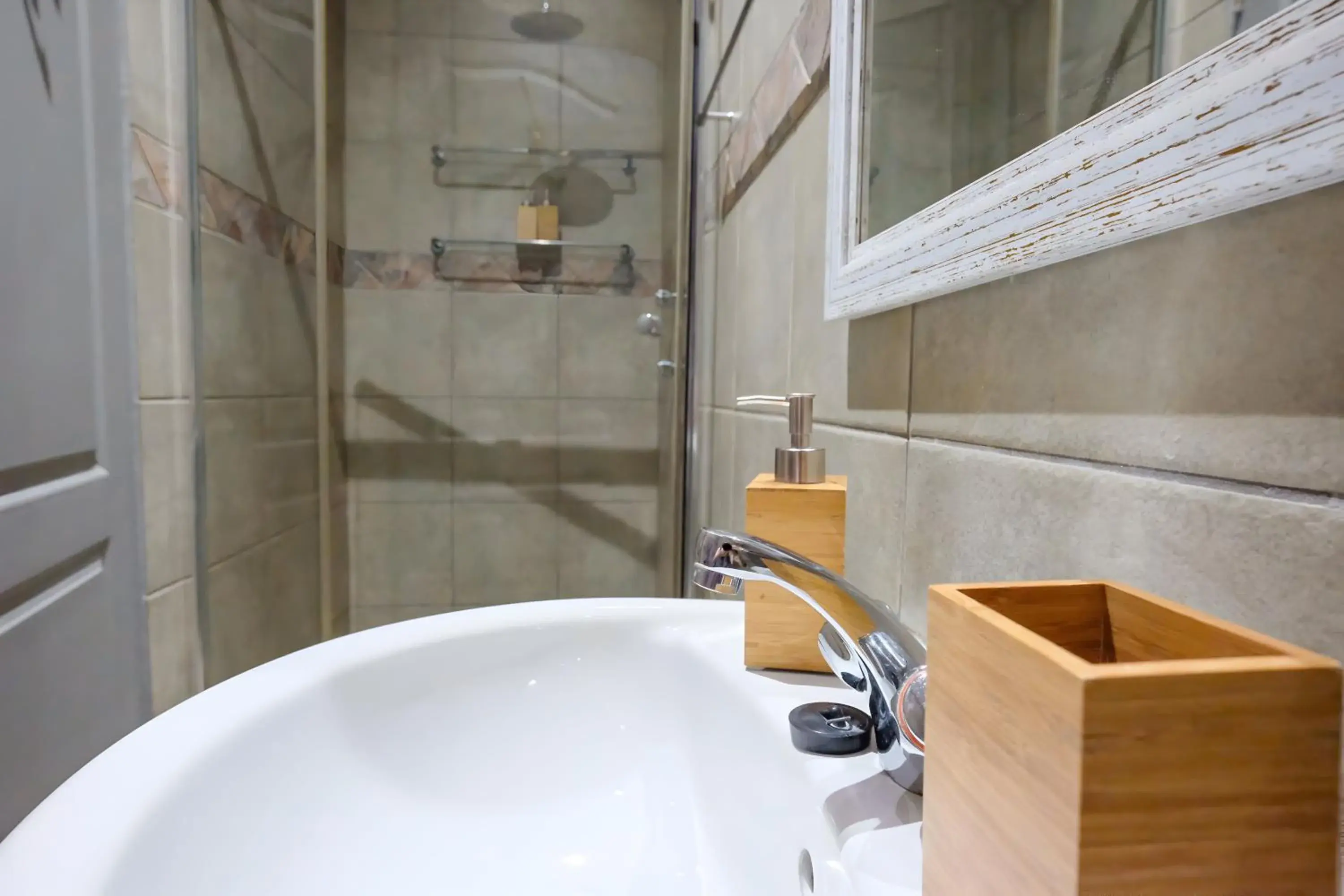 Double or Twin Room in St Lucia Livingston Lodge Double or Twin Room in St Lucia Livingston Lodge