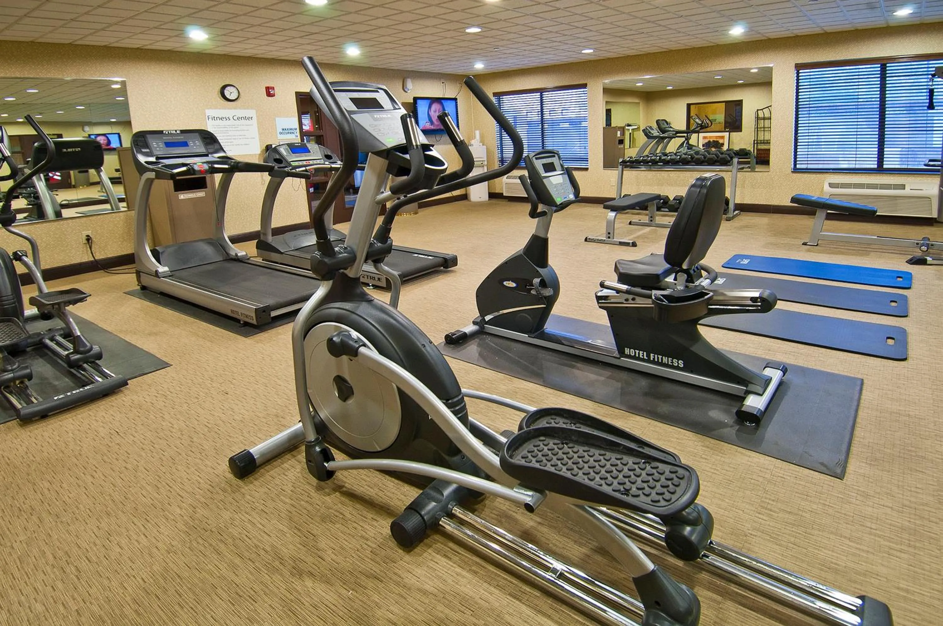 Fitness centre/facilities in Holiday Inn Express & Suites Oro Valley-Tucson North by IHG