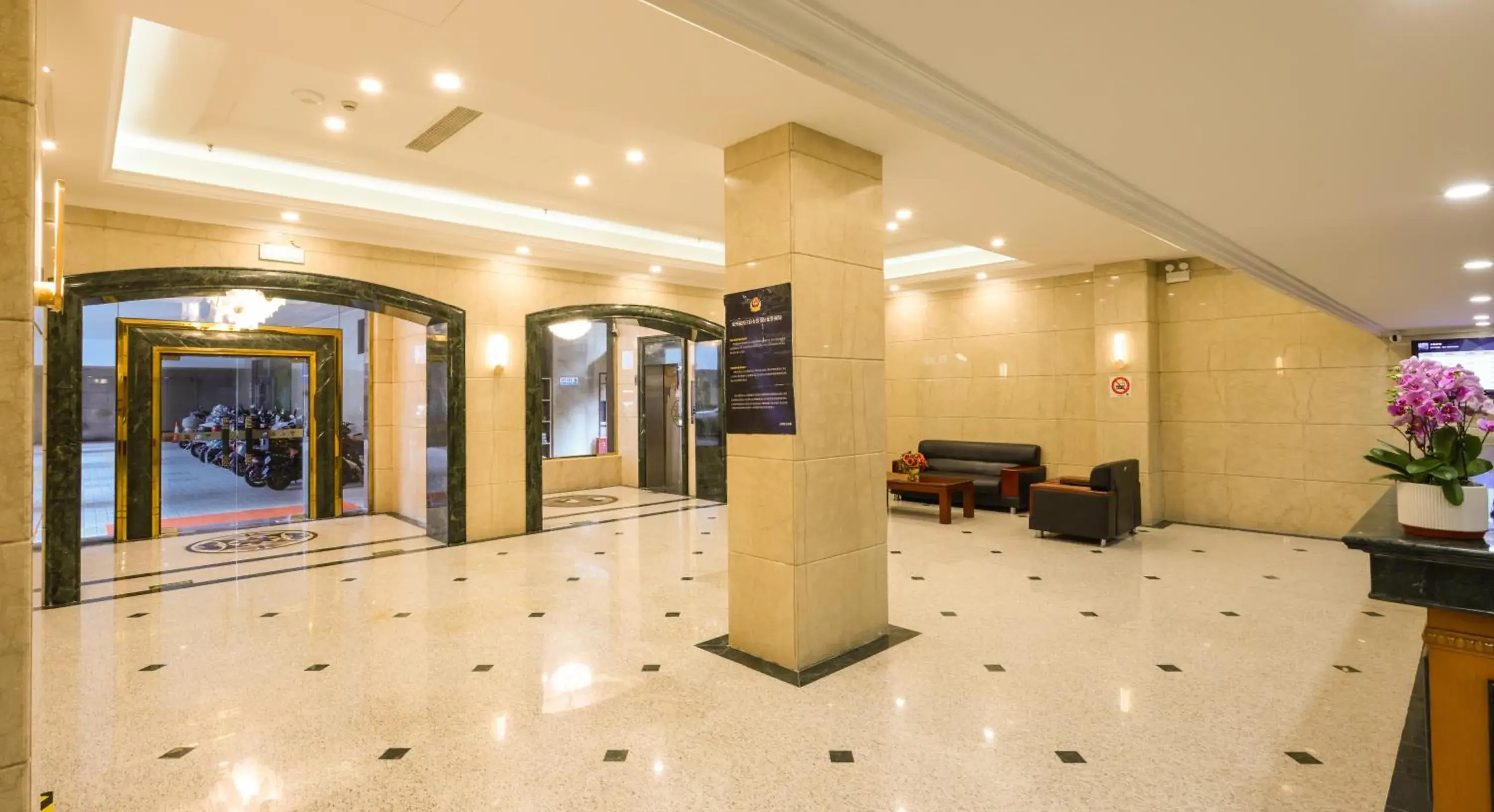 Property building in Shanghai YUHANG Hotel Property building in Shanghai YUHANG Hotel