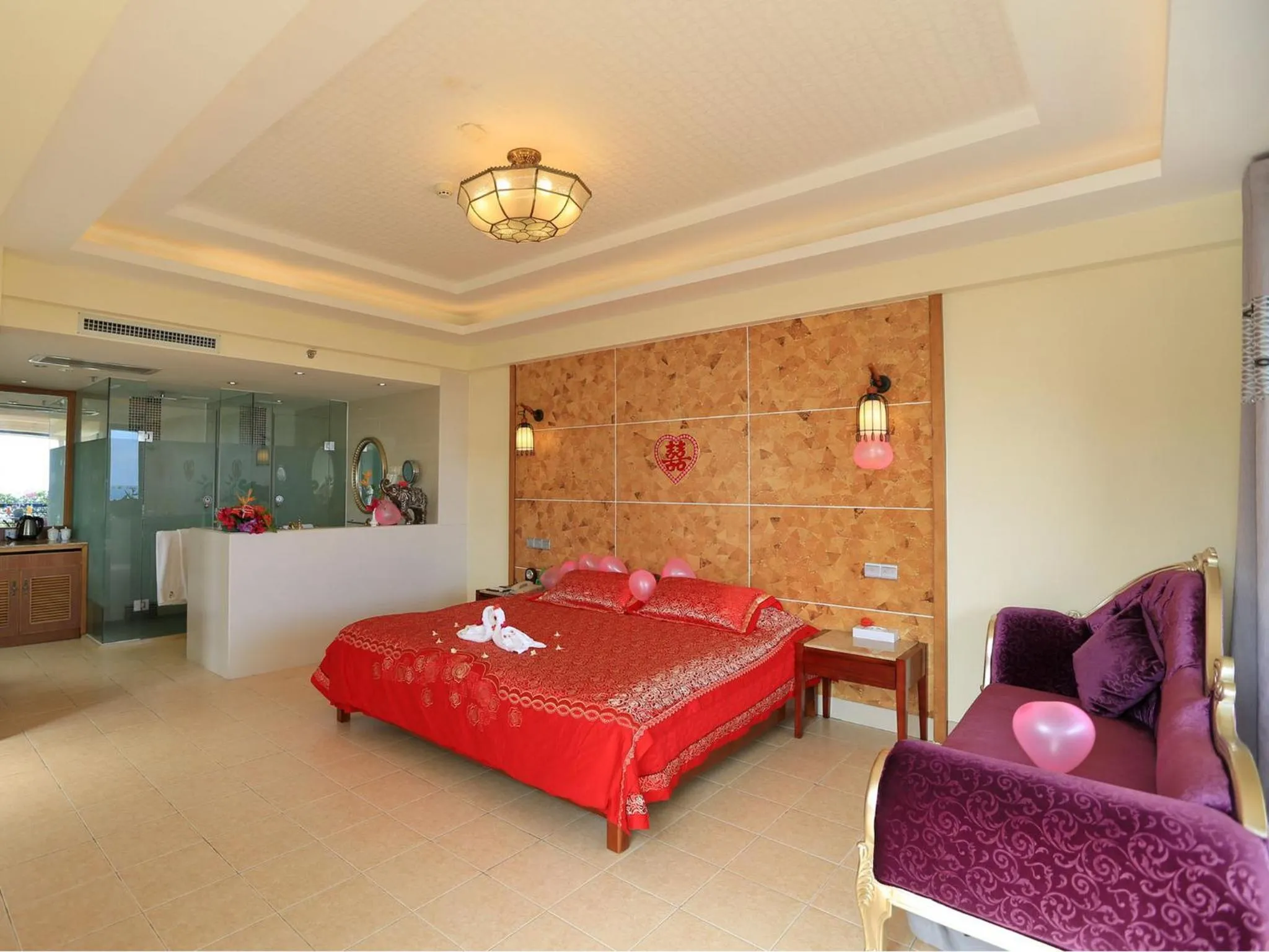 Bedroom, Bed in Palm Beach Resort & Spa