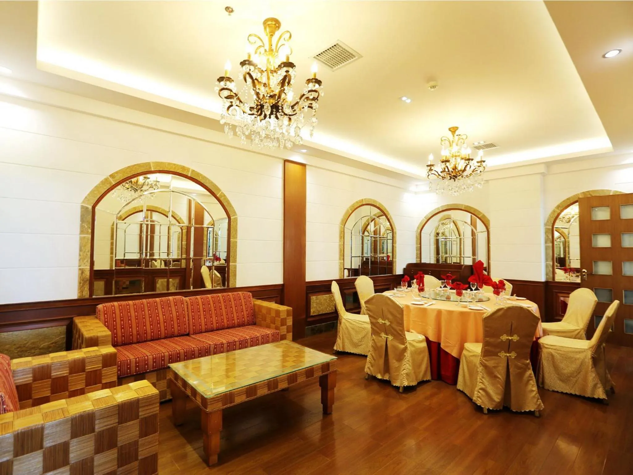 Banquet/Function facilities in Palm Beach Resort & Spa