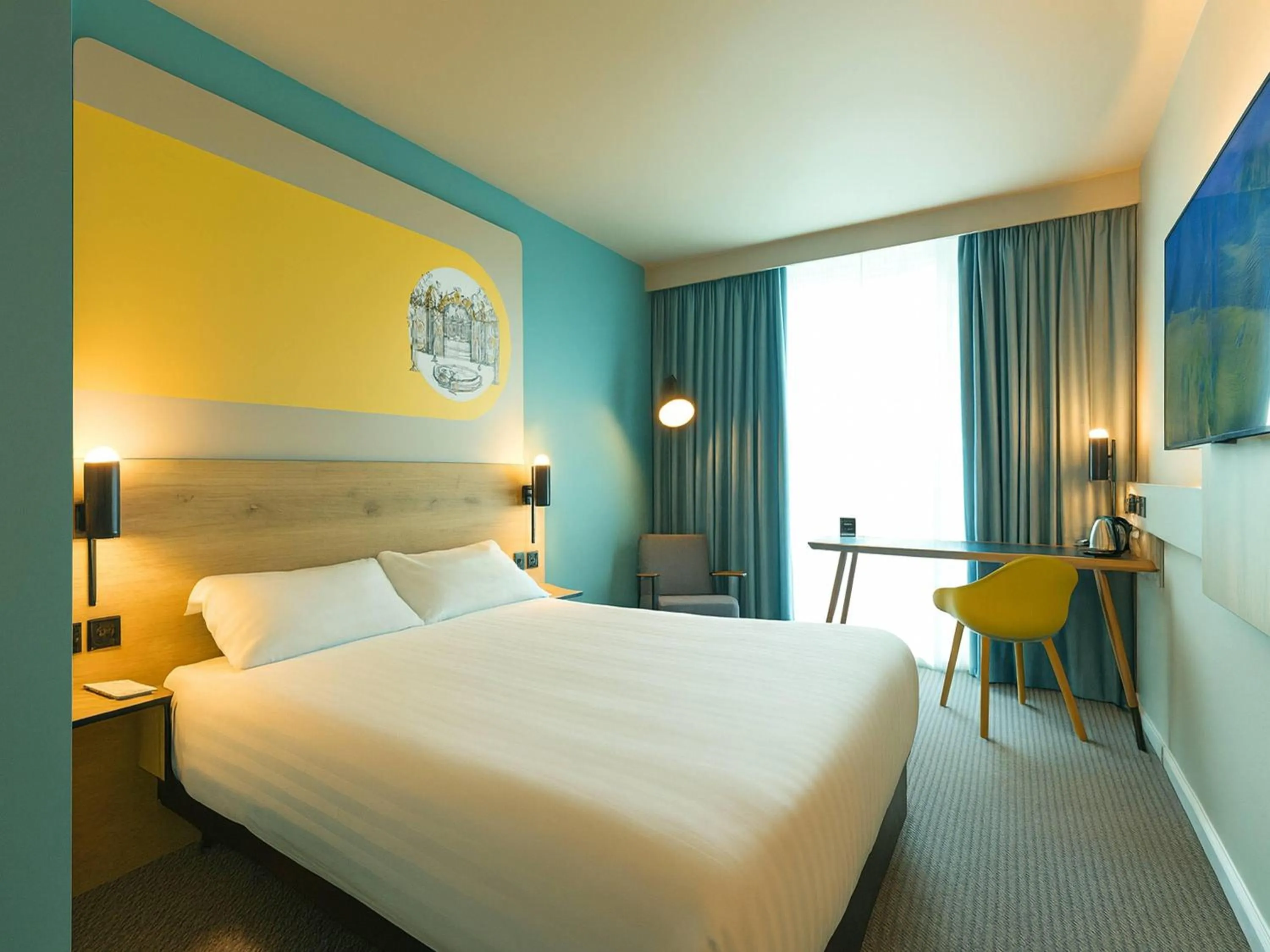 Photo of the whole room, Bed in B&B HOTEL Warrington