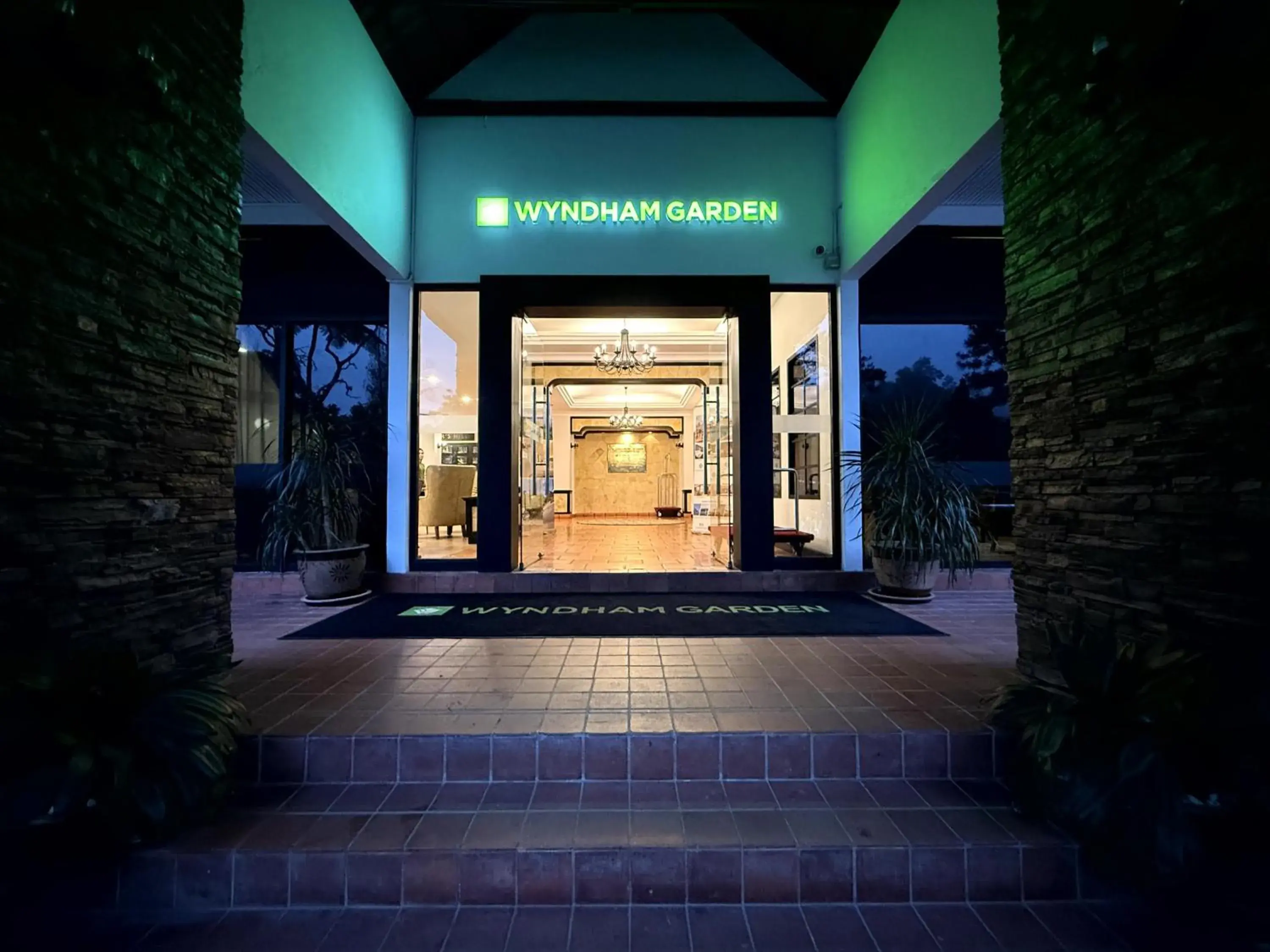 Facade/entrance in Wyndham Garden Shahzan Fraser's Hill Facade/entrance in Wyndham Garden Shahzan Fraser's Hill