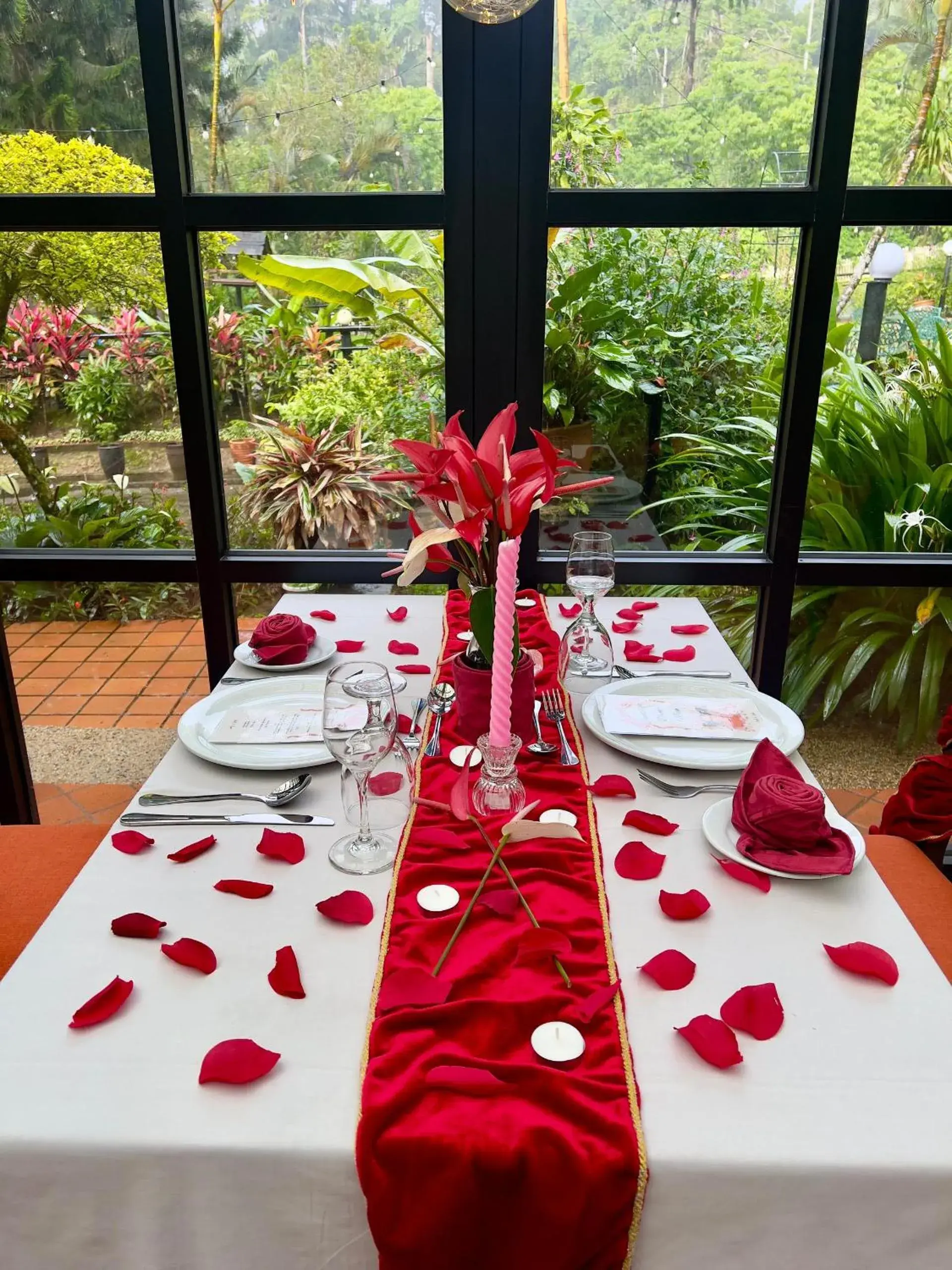 Restaurant/places to eat in Wyndham Garden Shahzan Fraser's Hill Restaurant/places to eat in Wyndham Garden Shahzan Fraser's Hill