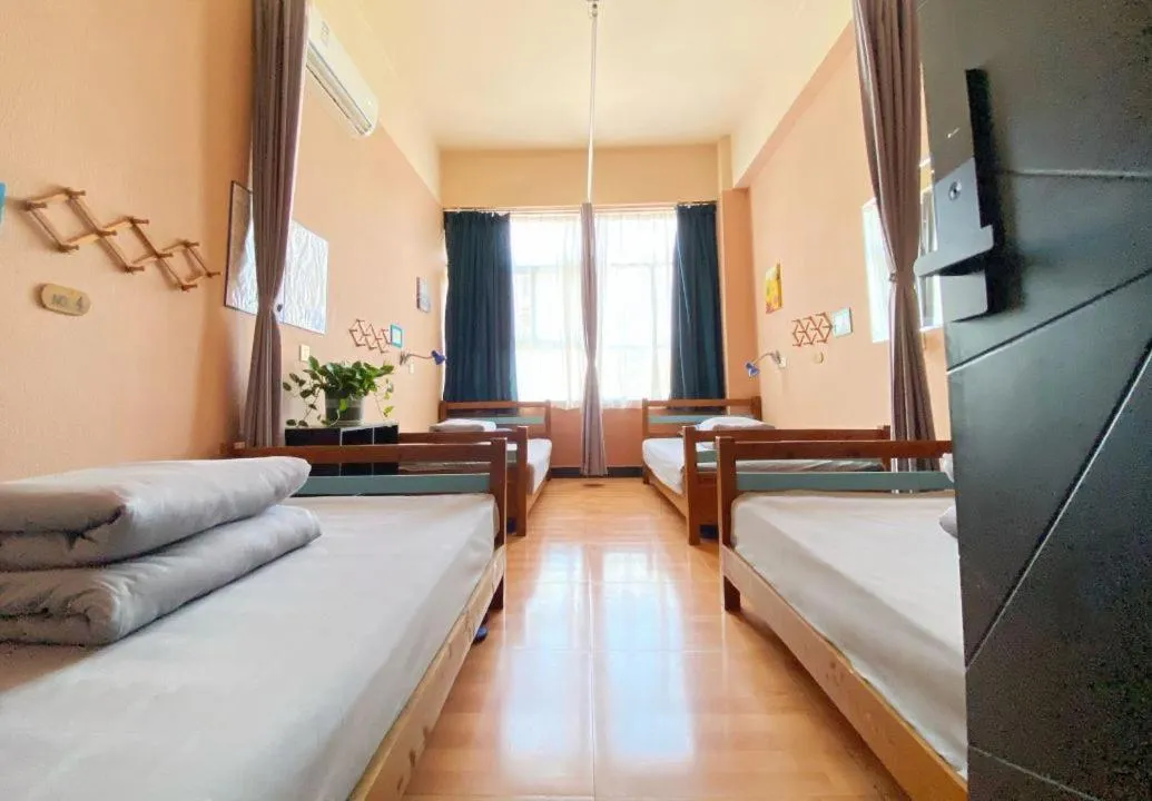 Chengdu Dreams Travel International Youth Hostel