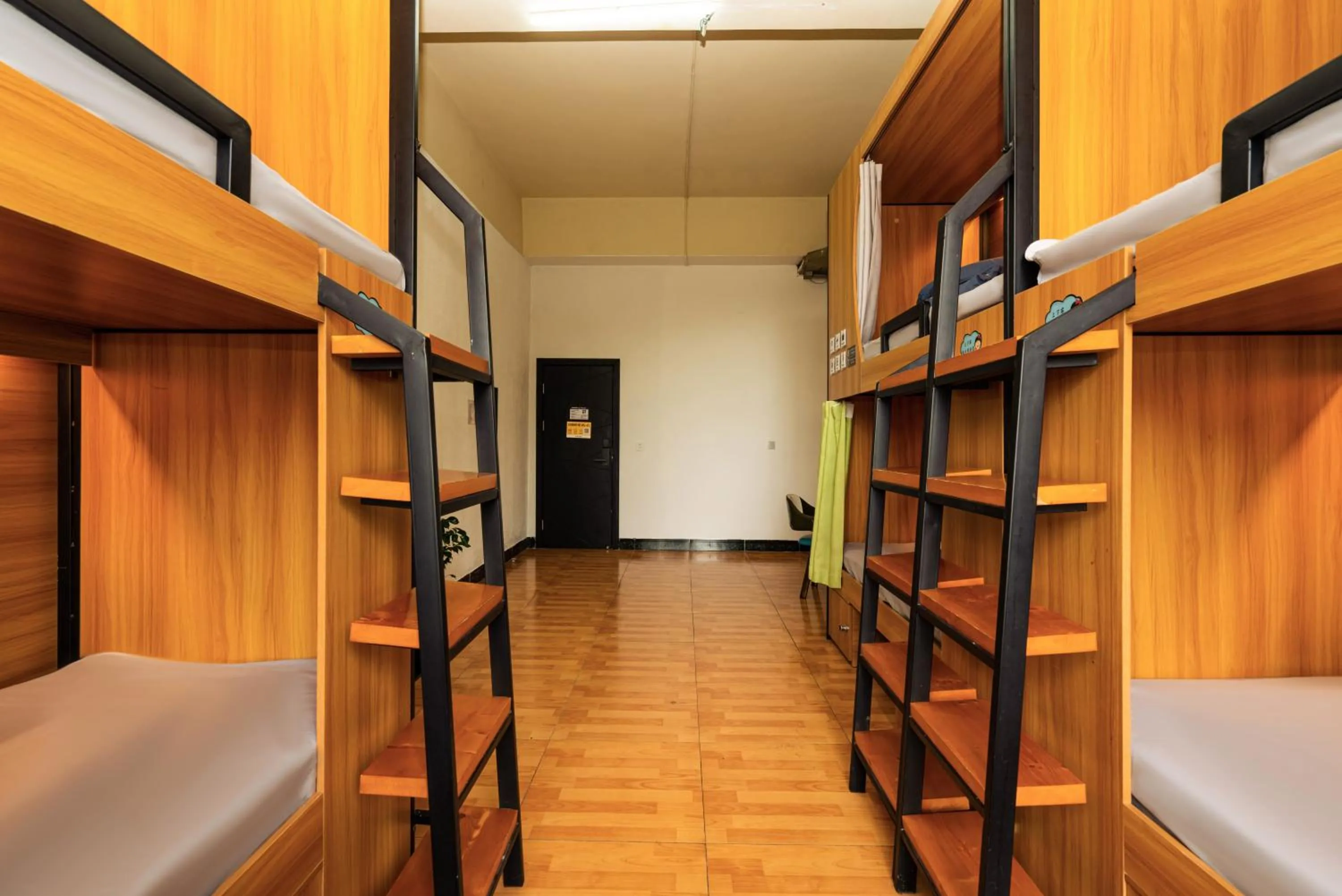 Chengdu Dreams Travel International Youth Hostel