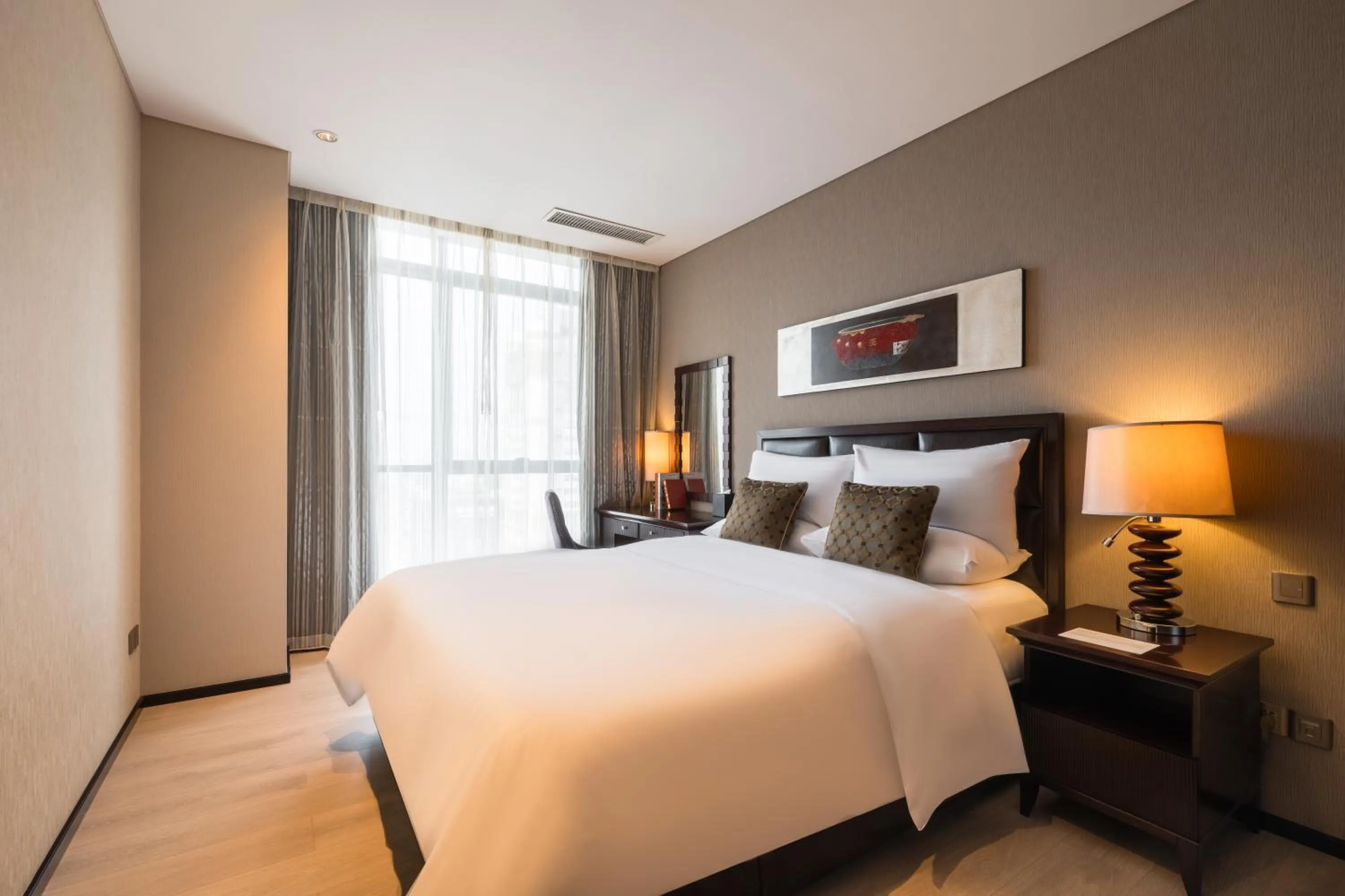 Bedroom, Bed in Oakwood Premier Guangzhou