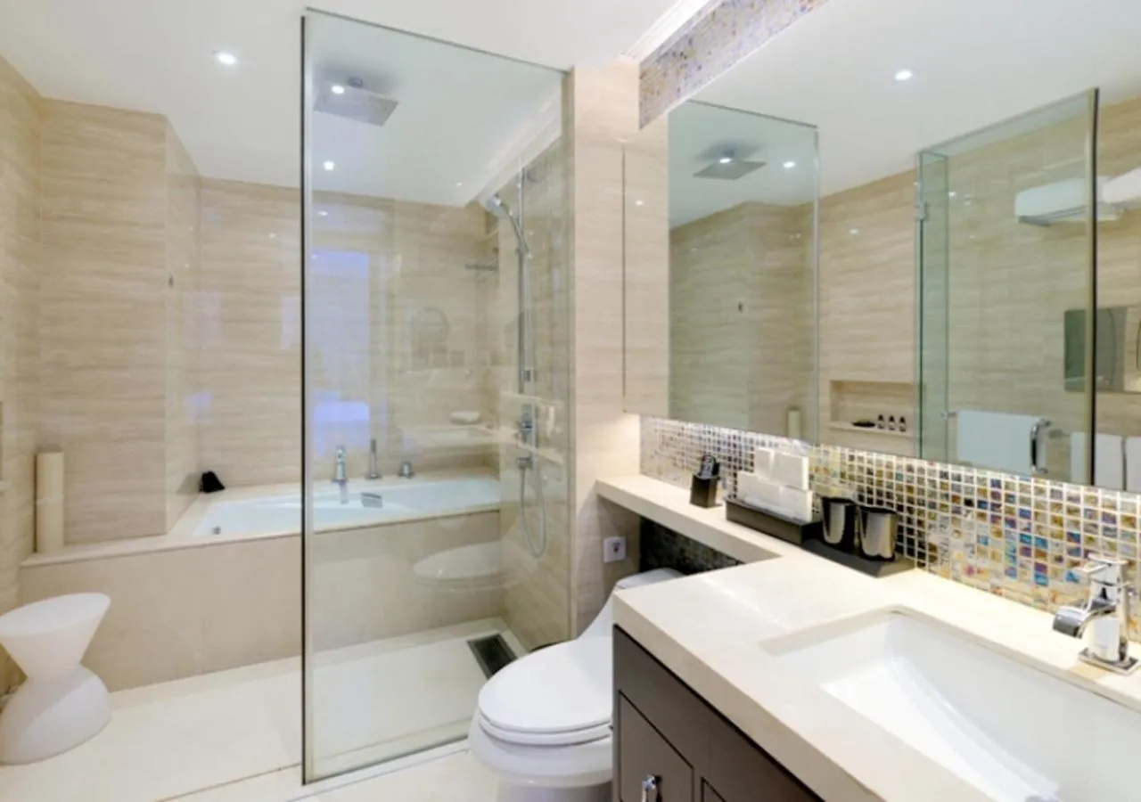 Bathroom in Oakwood Premier Guangzhou