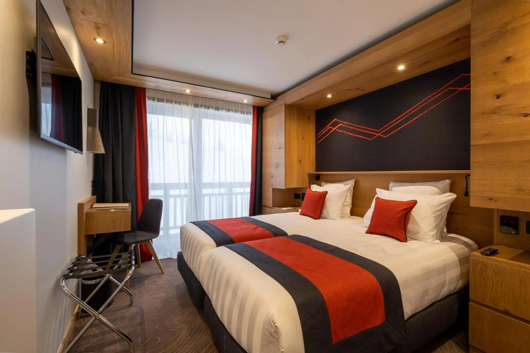 Bed in Hôtel Alparena & Spa - 4 étoiles