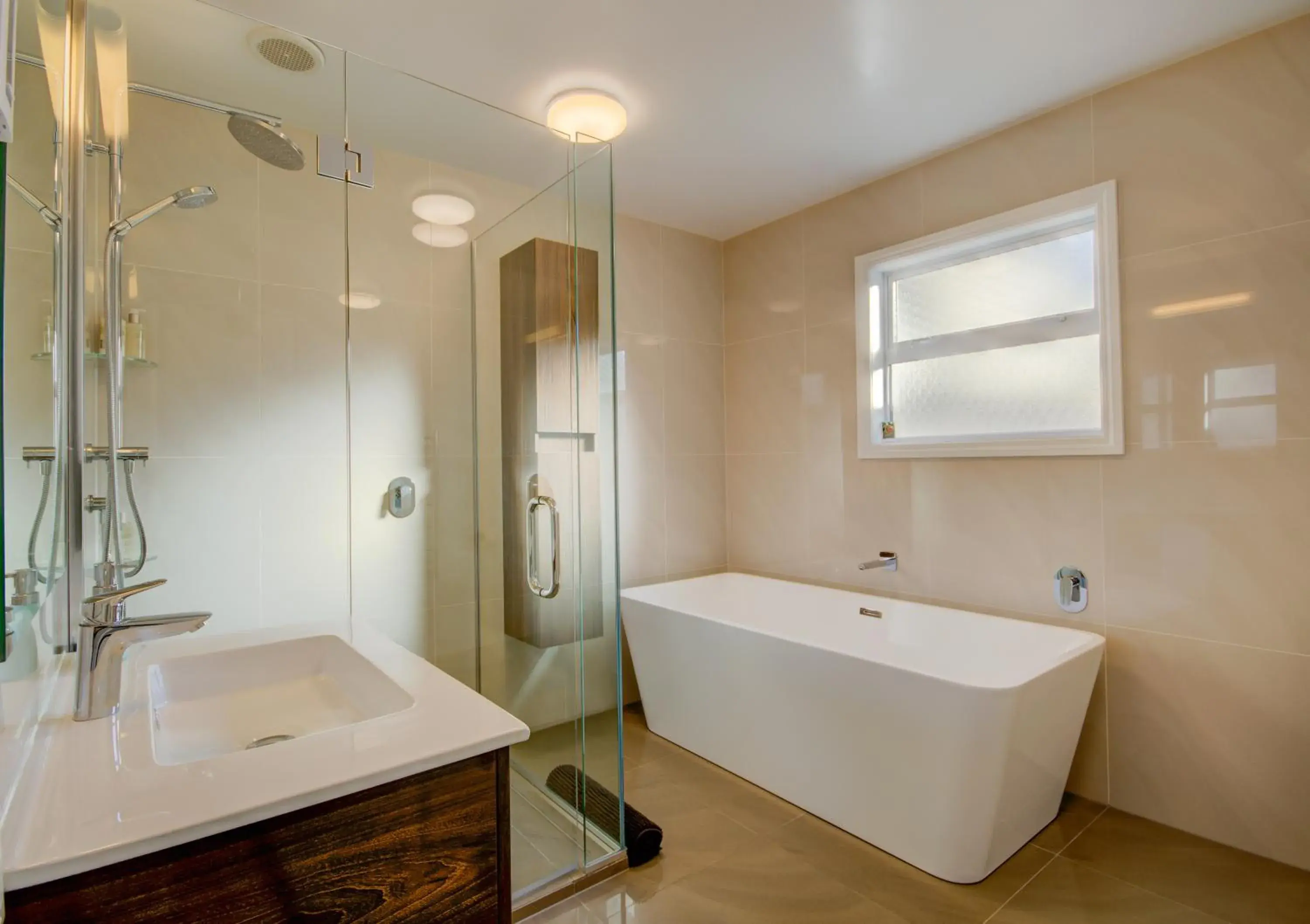 Bathroom in Queenstown Country Lodge