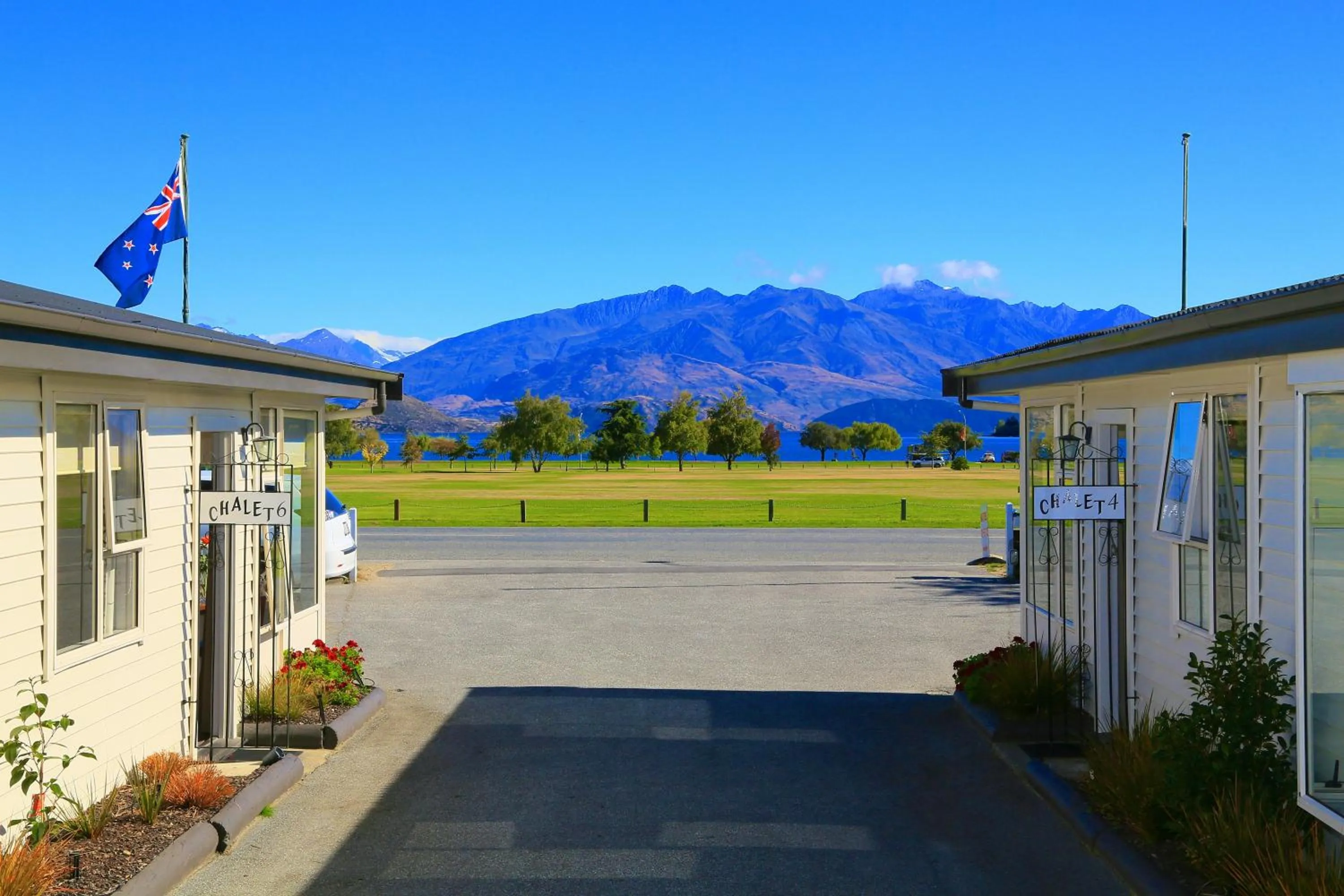 Facade/entrance in Wanaka View Motel