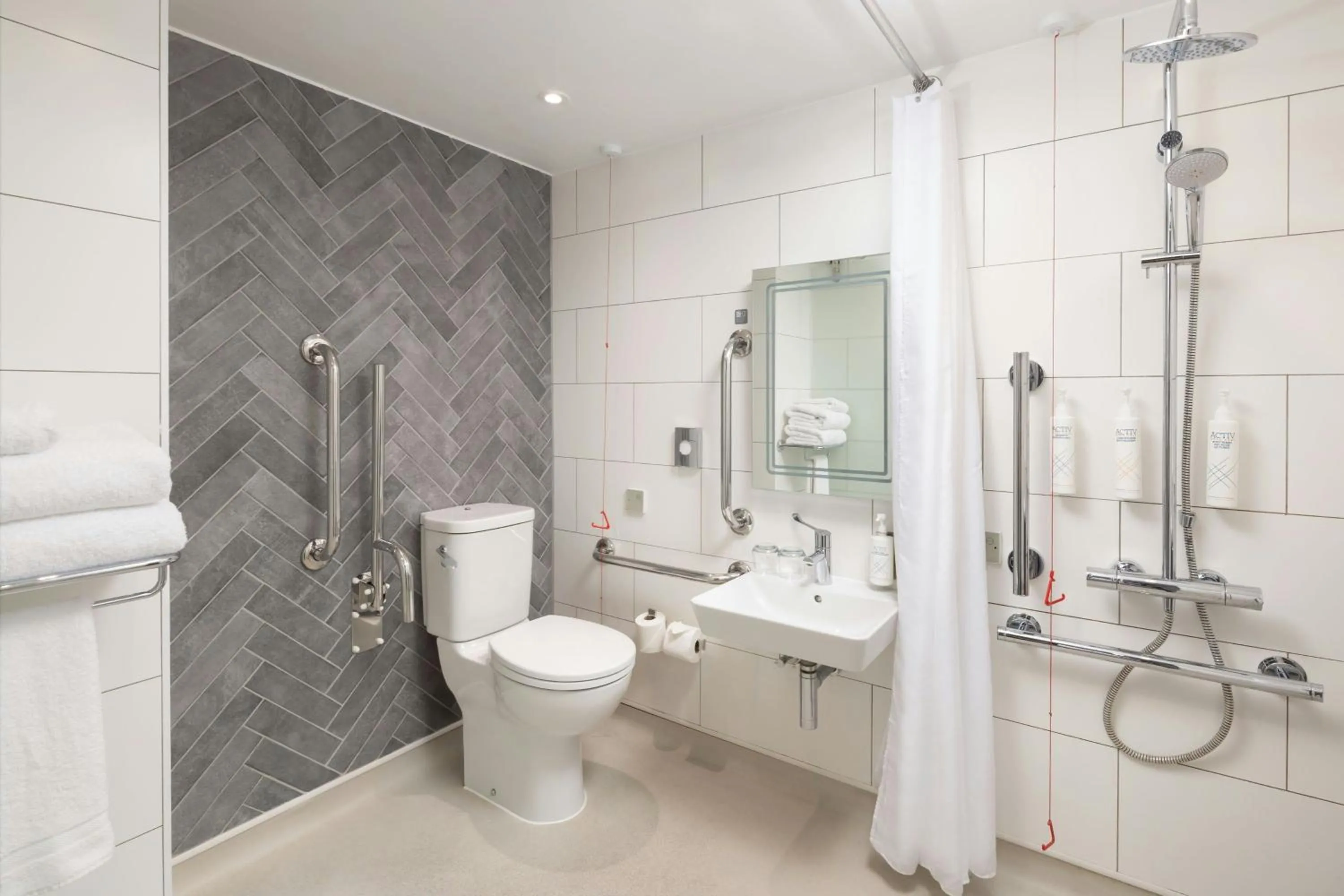 Bathroom in Four Points Flex by Sheraton London Shoreditch East
