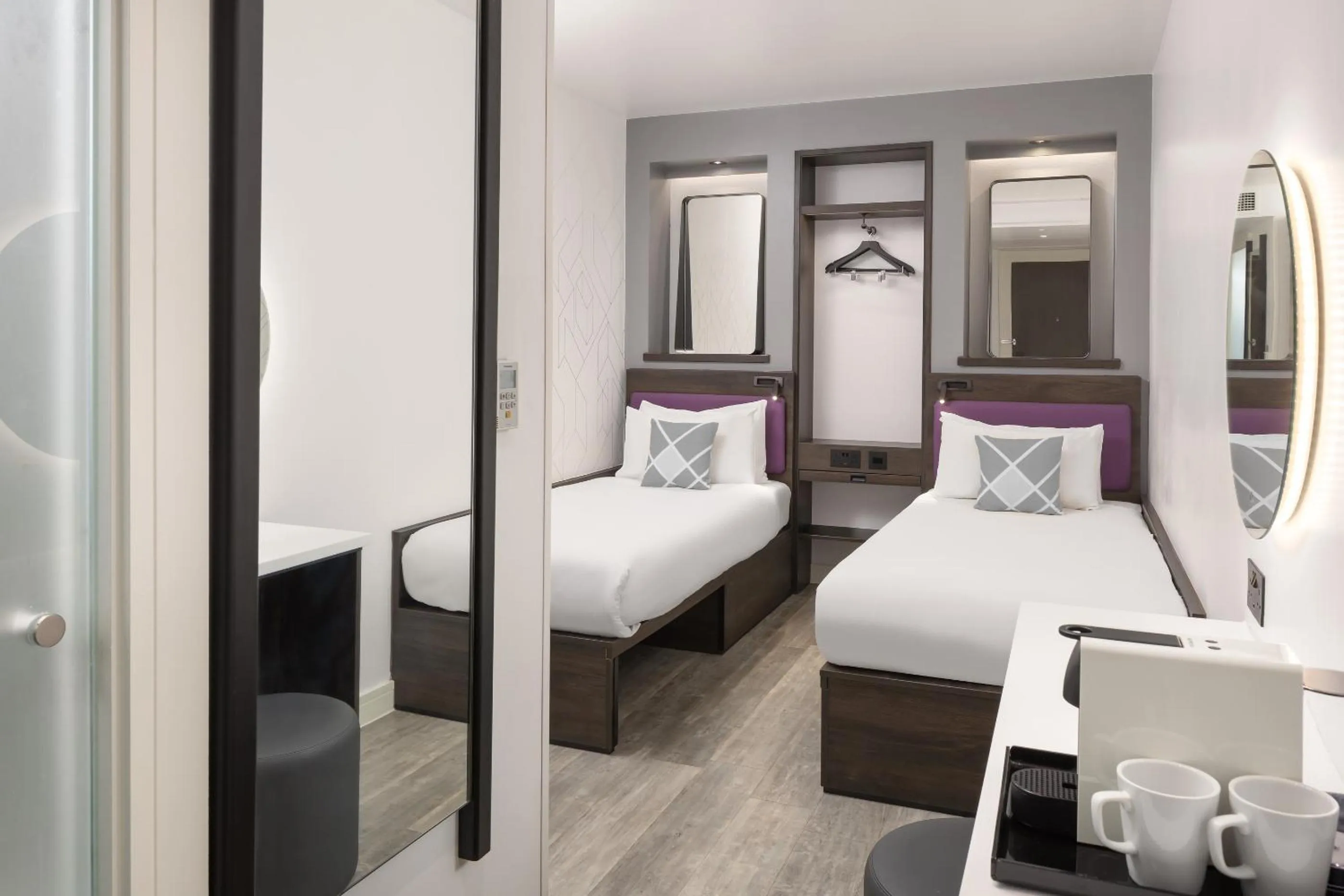 Bedroom, Bed in Four Points Flex by Sheraton London Shoreditch East