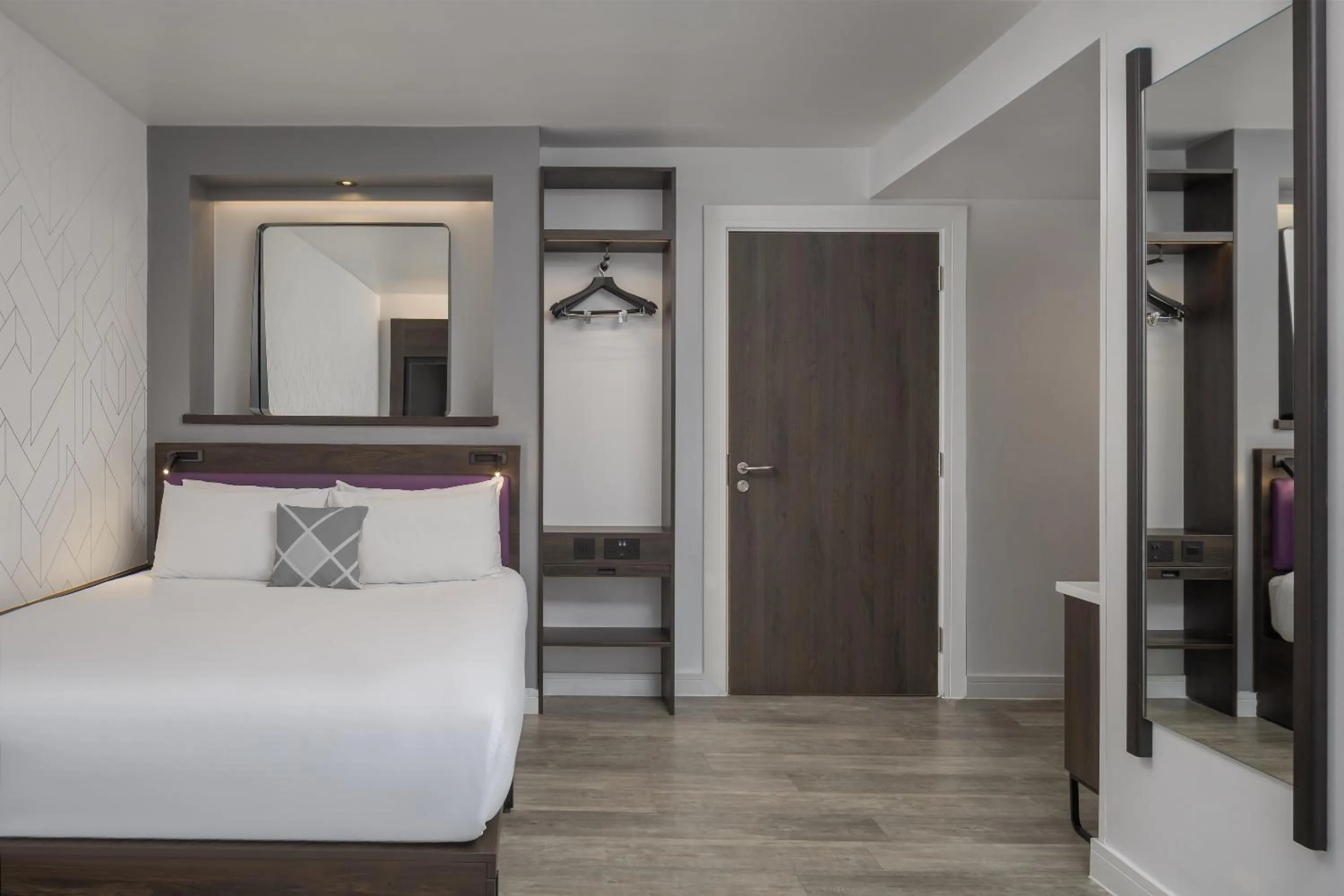 Bedroom, Bed in Four Points Flex by Sheraton London Shoreditch East