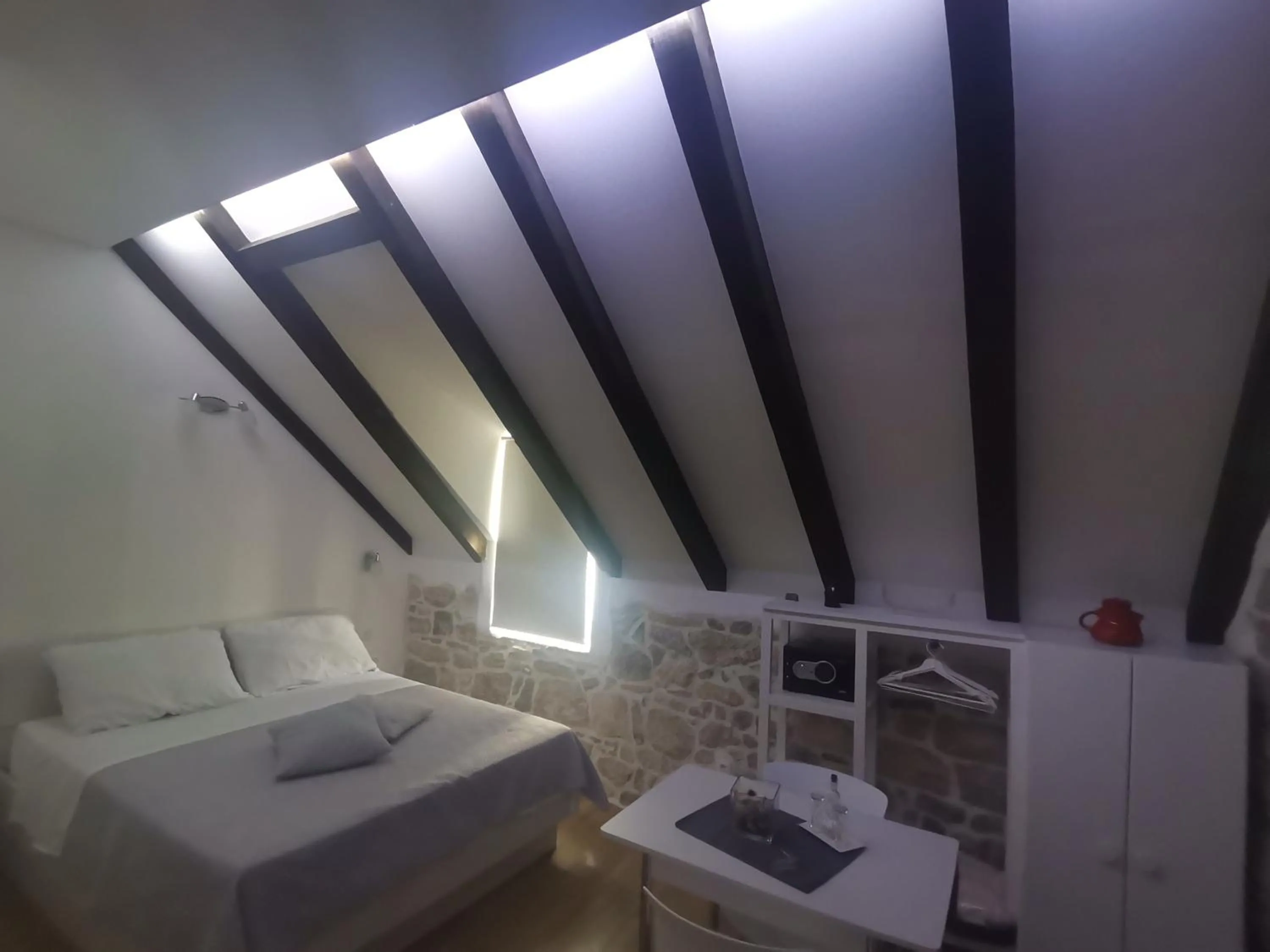 Bed in Bepo studio collection