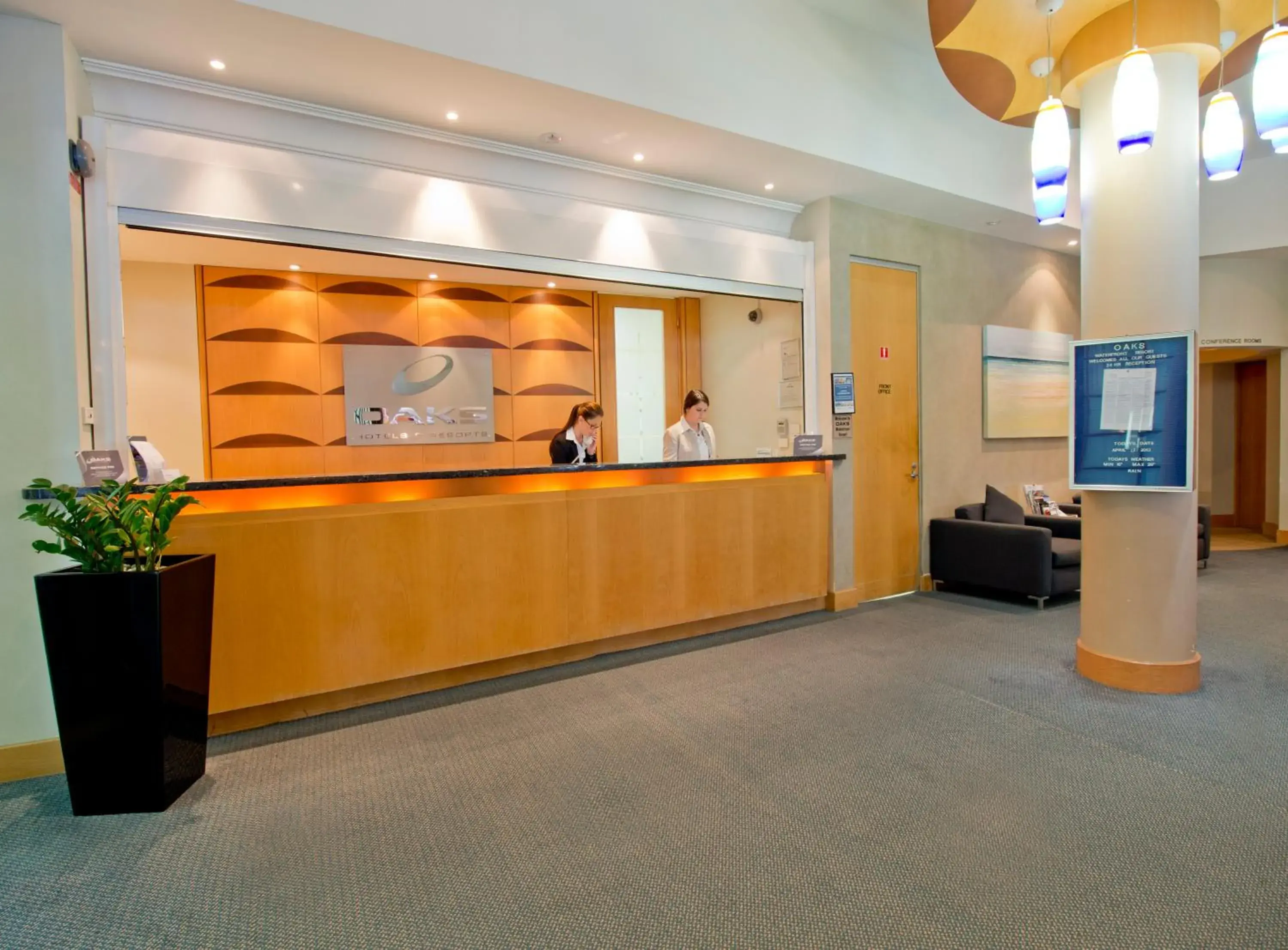 Lobby or reception in Oaks The Entrance Waterfront Suites Lobby or reception in Oaks The Entrance Waterfront Suites