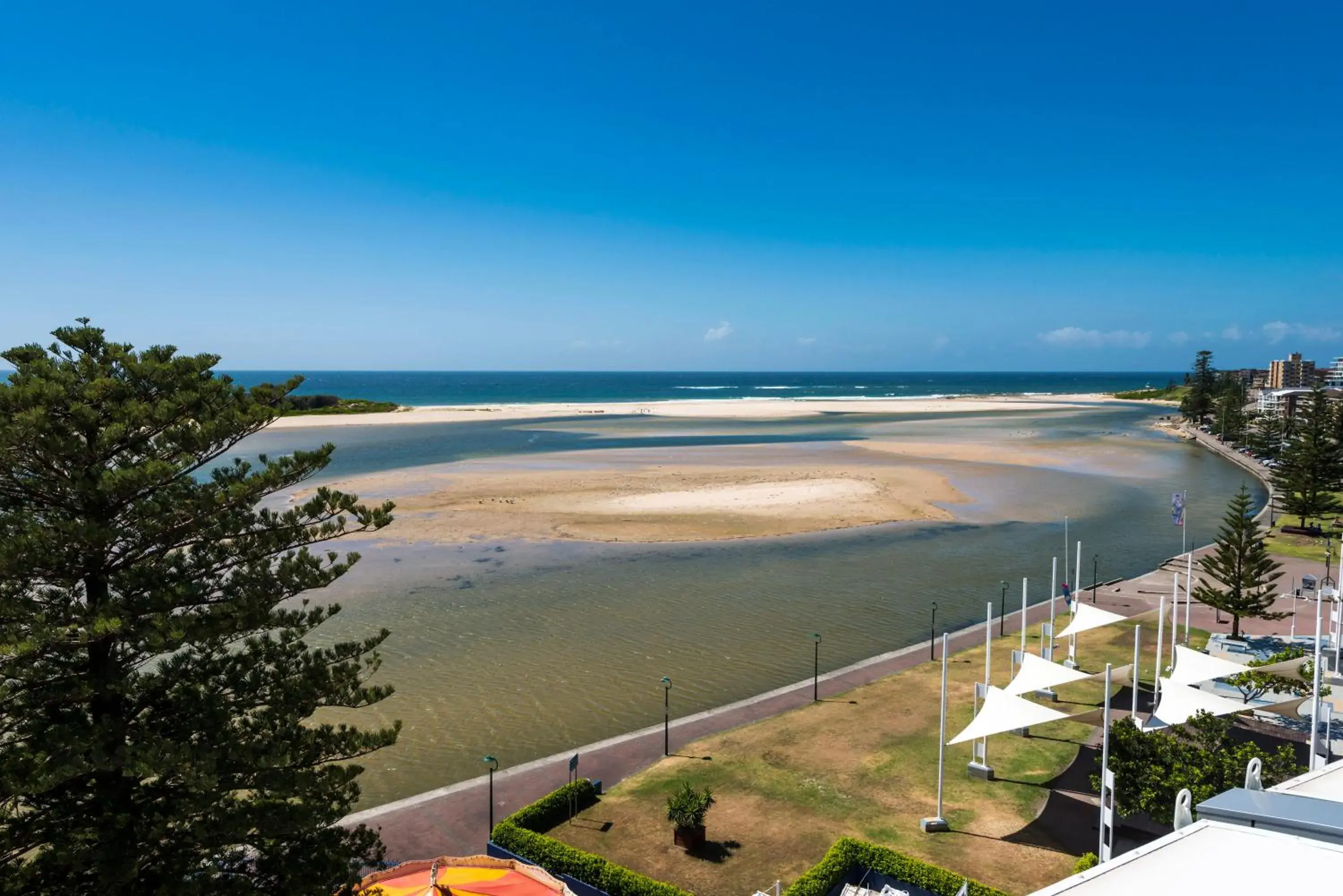 Sea view in Oaks The Entrance Waterfront Suites Sea view in Oaks The Entrance Waterfront Suites
