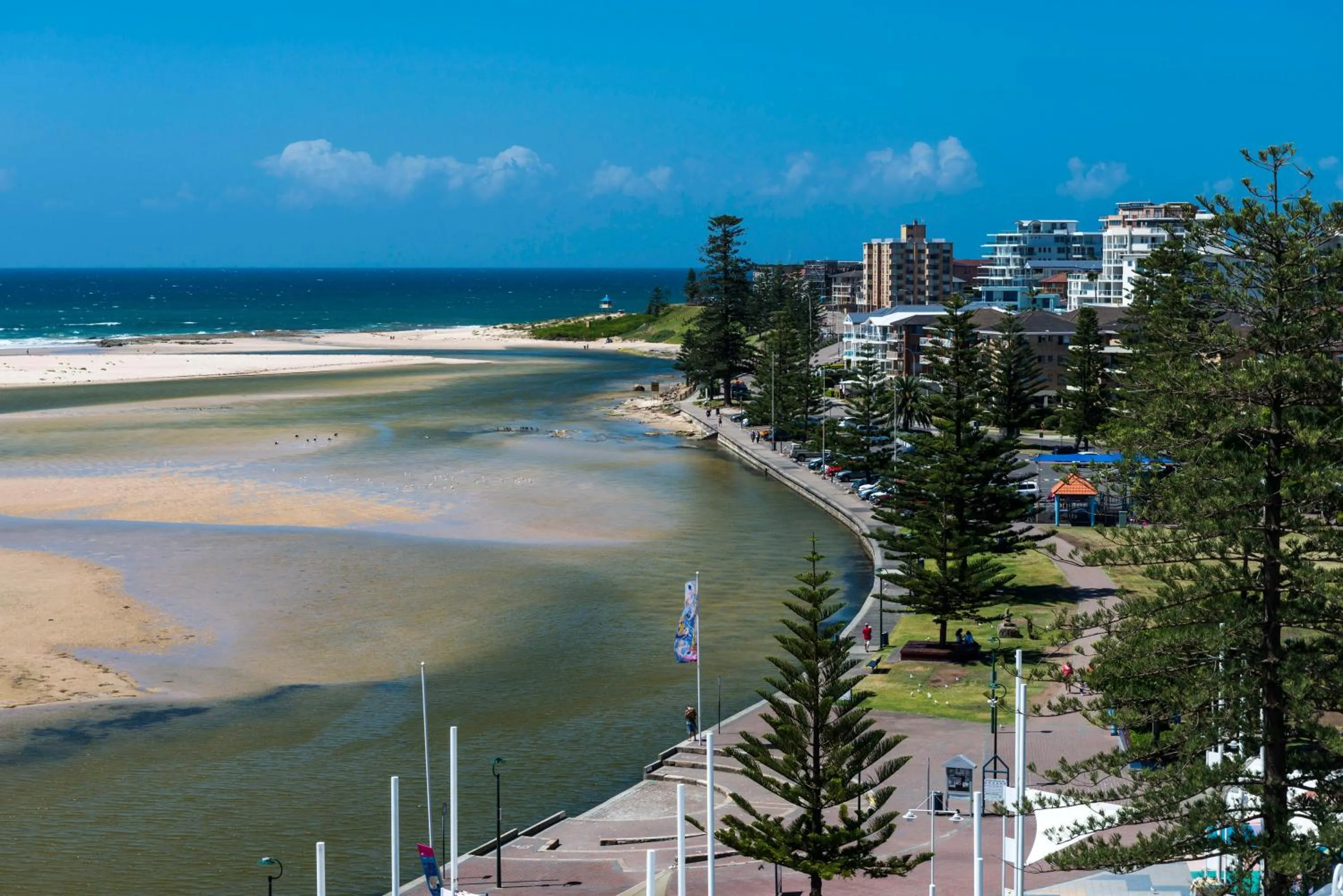 Sea view in Oaks The Entrance Waterfront Suites