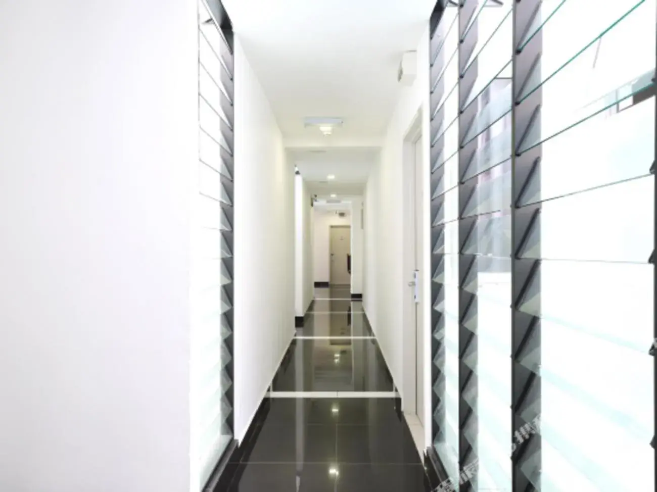 View (from property/room) in Iris Hotel View (from property/room) in Iris Hotel