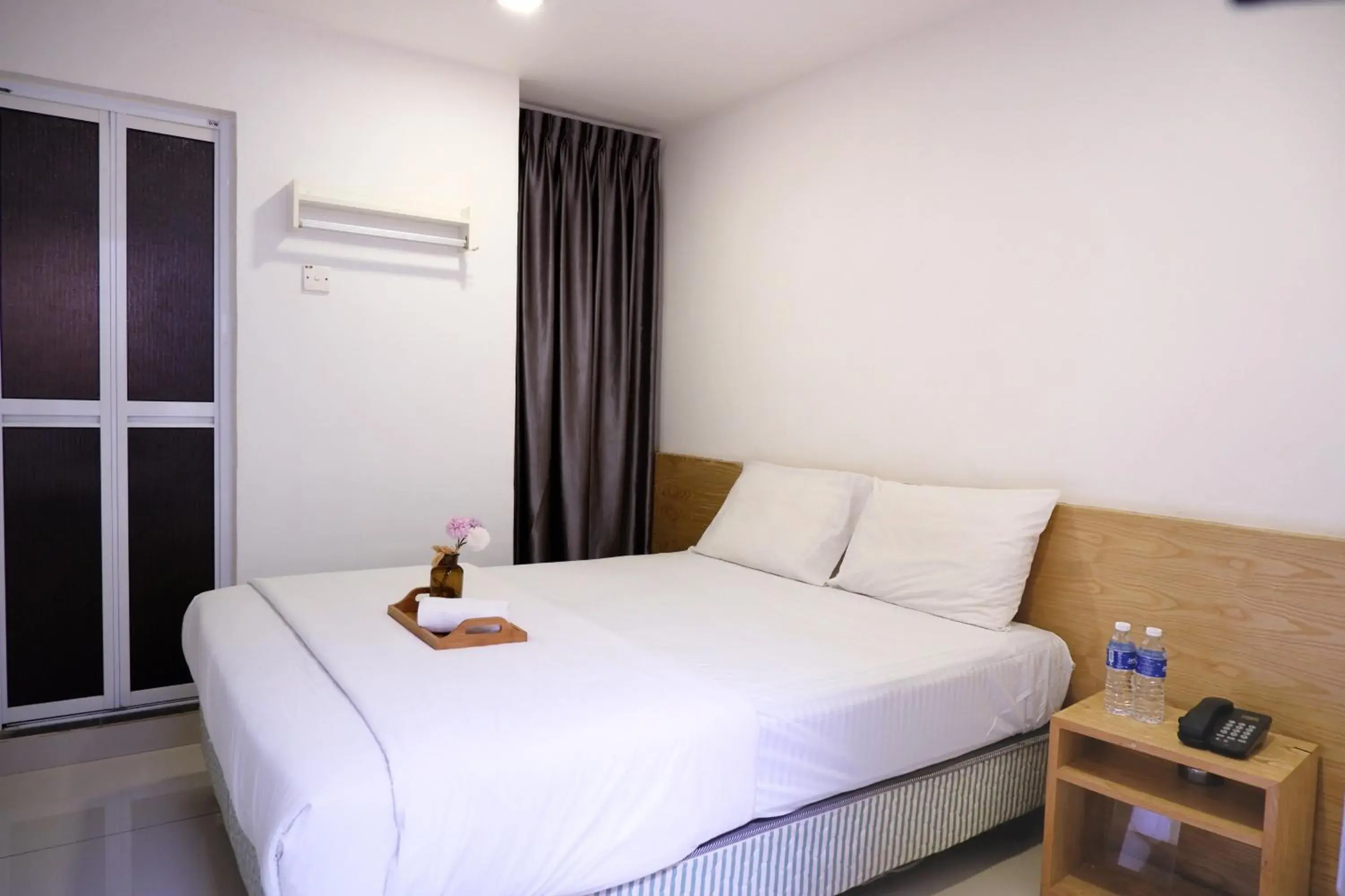 Bedroom, Bed in Iris Hotel Bedroom, Bed in Iris Hotel