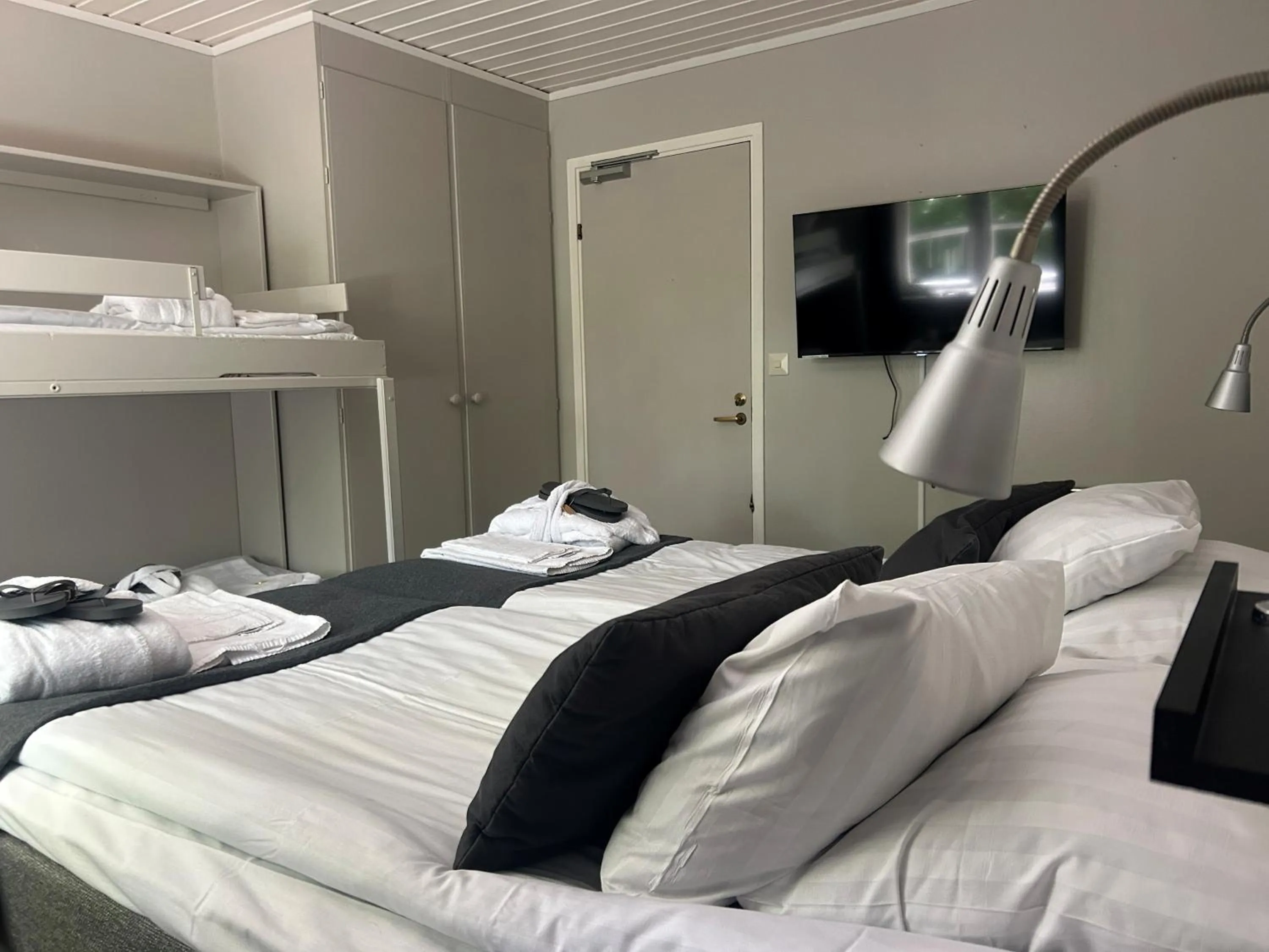 Bed in STF Korrö Gårdshotell - B&B