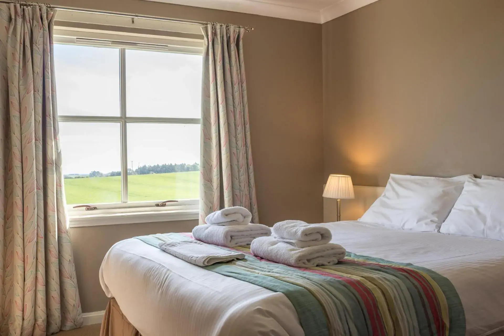 King Room in Purdy Lodge King Room in Purdy Lodge