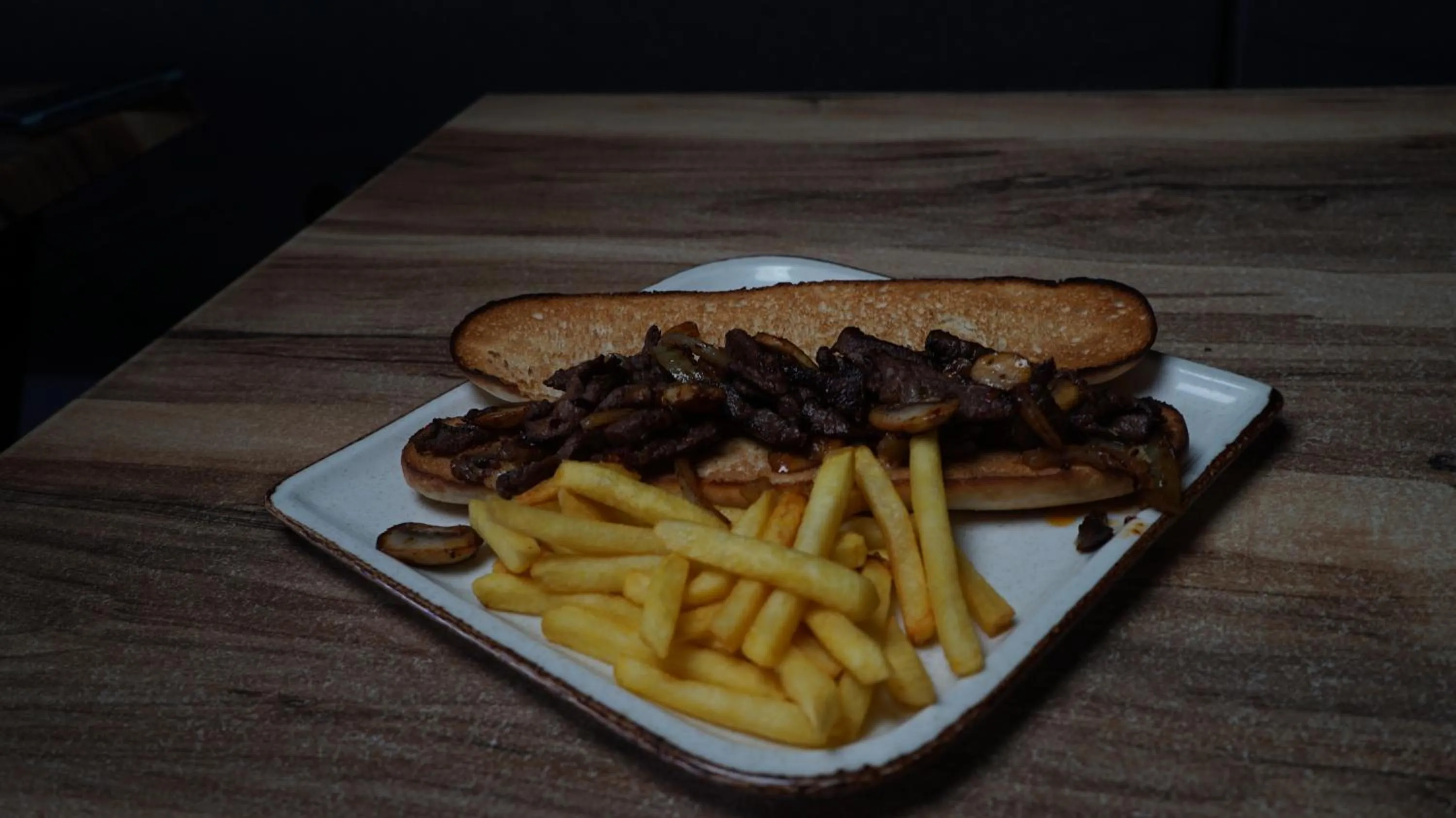 Food and drinks in Cle Beach Boutique Hotel