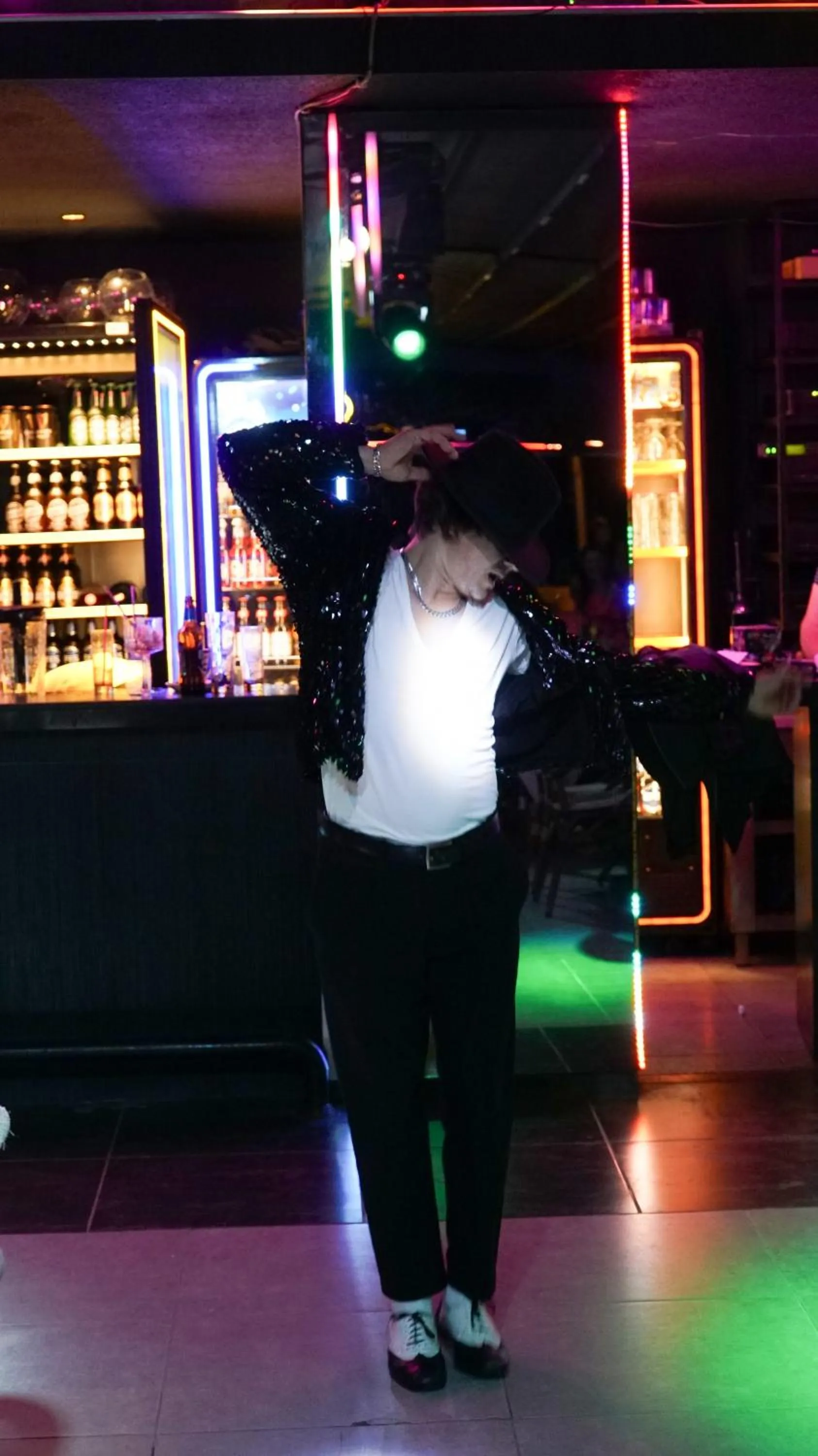 Evening entertainment in Cle Beach Boutique Hotel