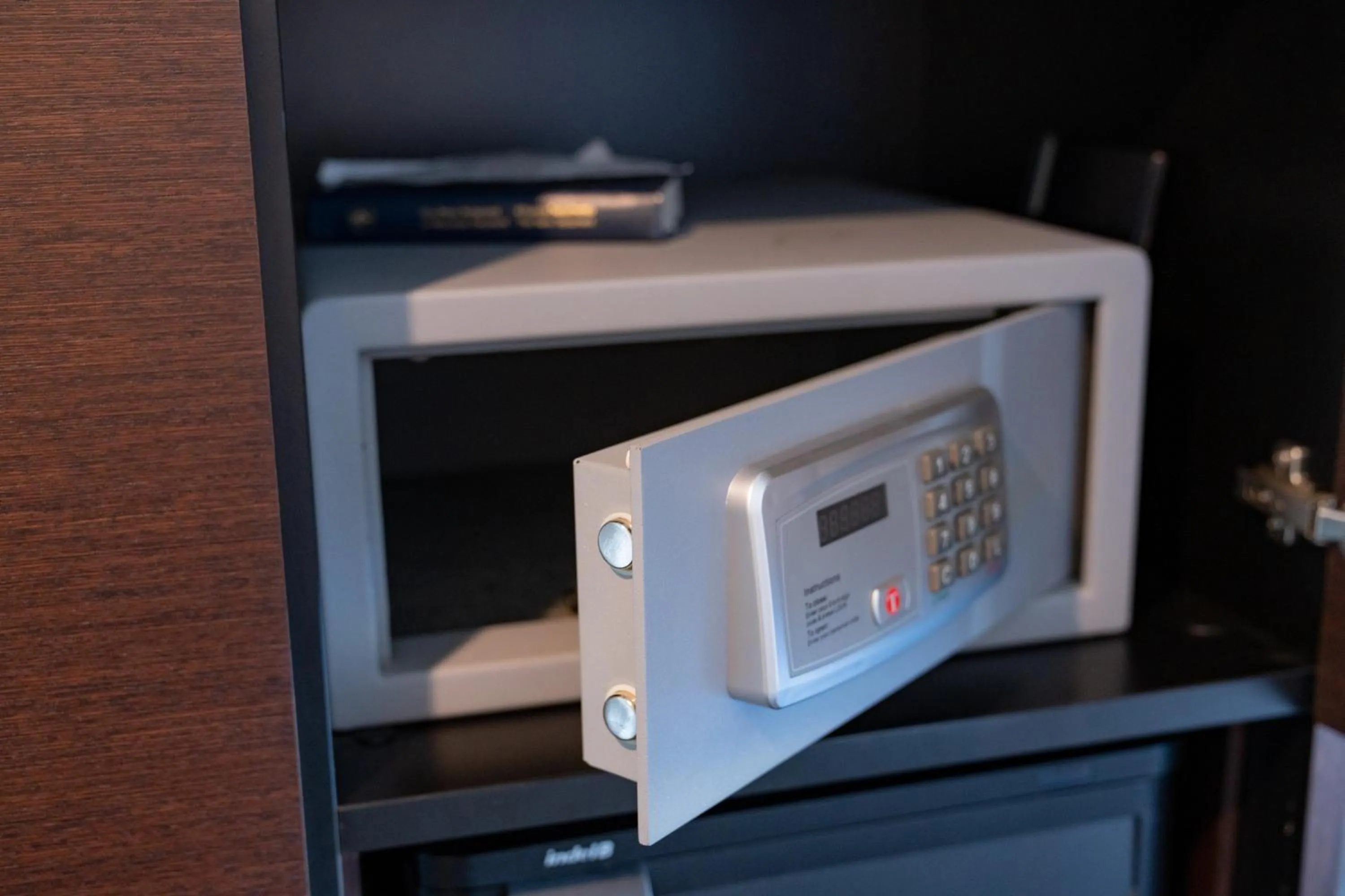 safe in Hotel Napoleon