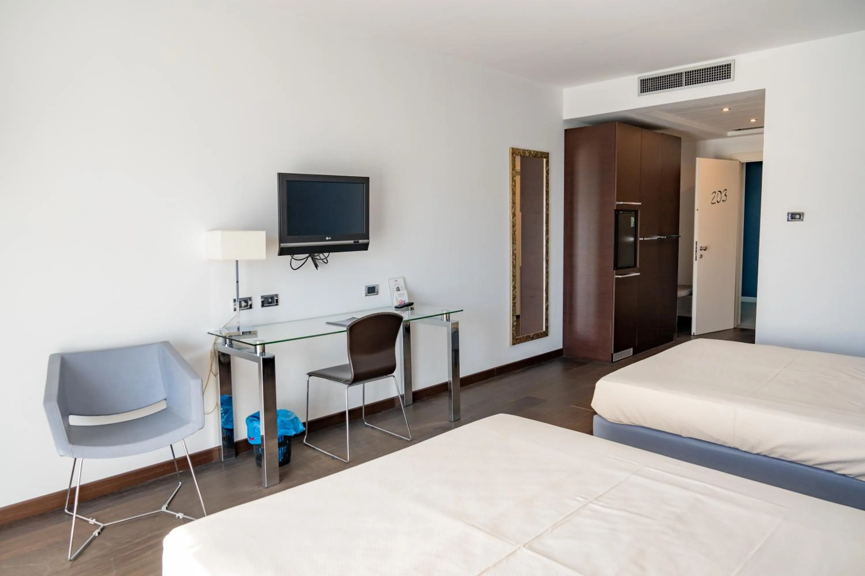 Bedroom, Bed in Hotel Napoleon