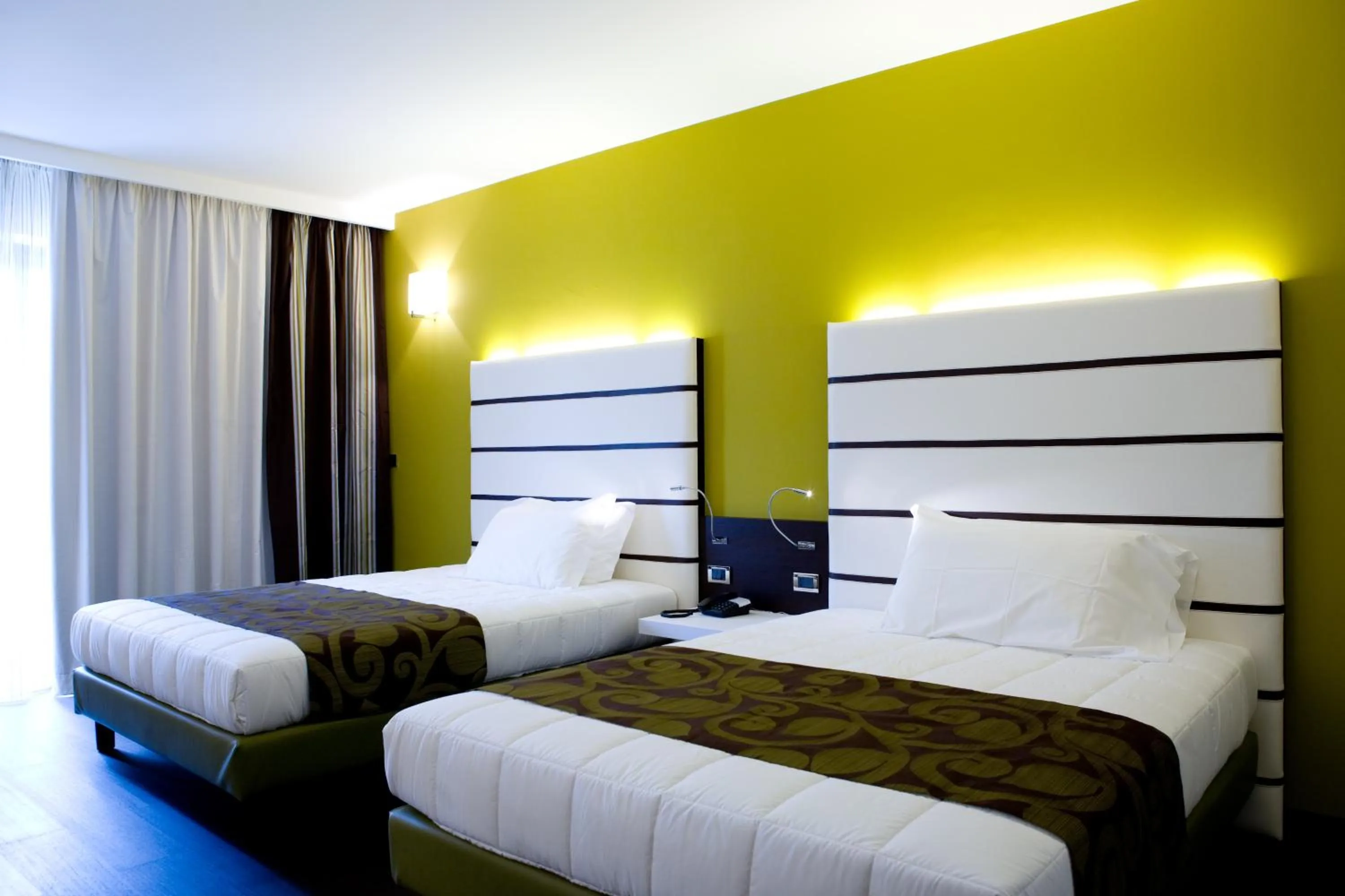 Bed in Hotel Napoleon