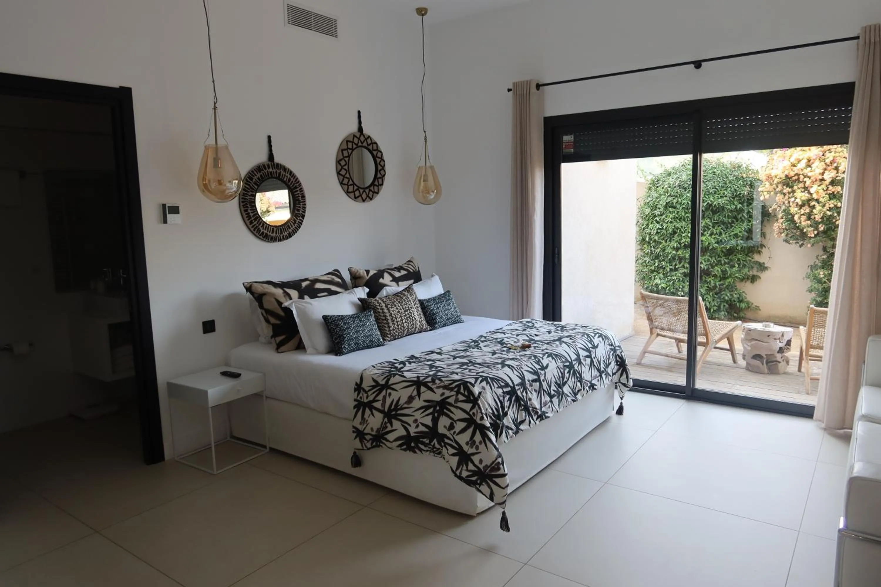 Bed in Villa Paradisu