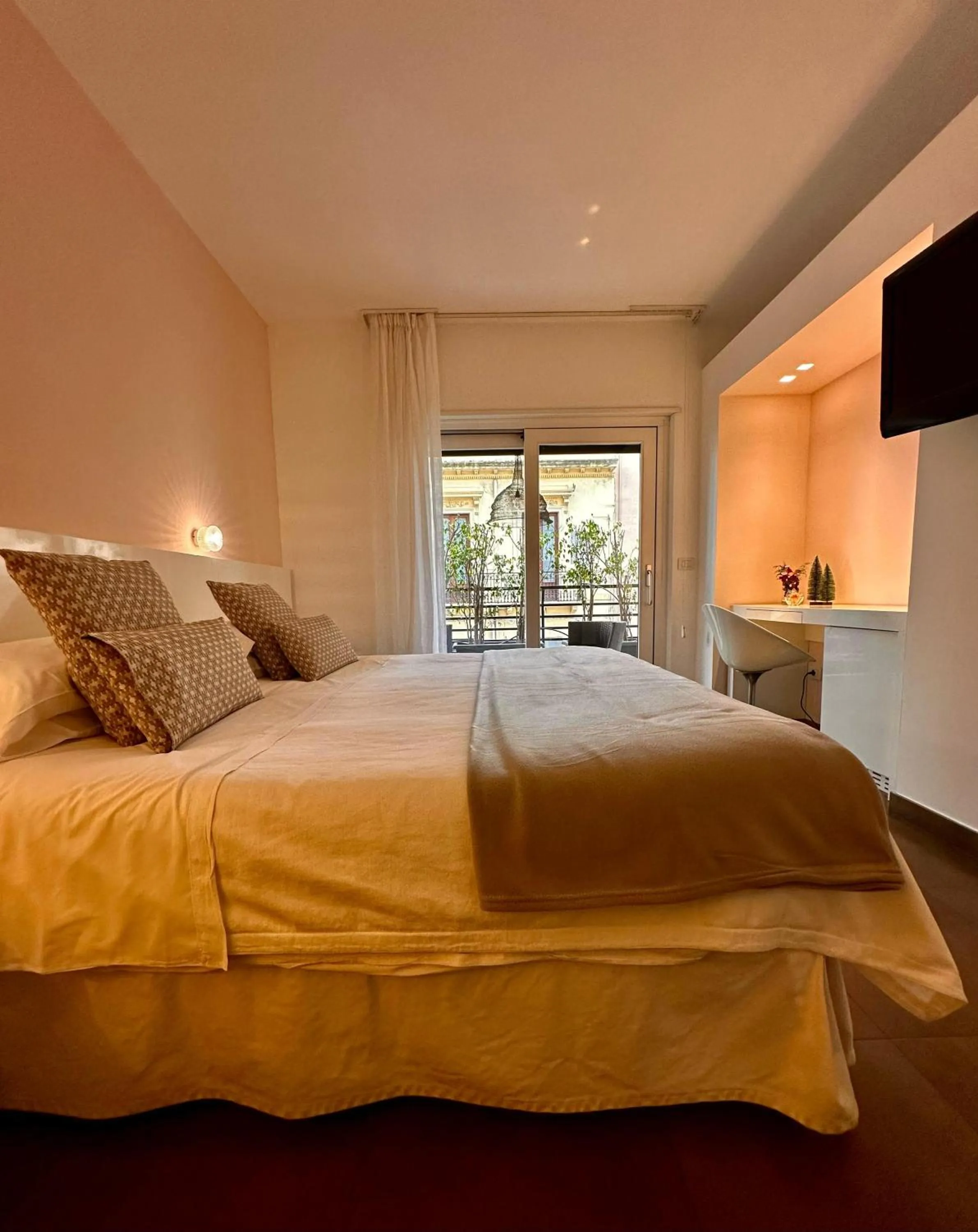 Balcony/Terrace, Bed in Maison R Boutique