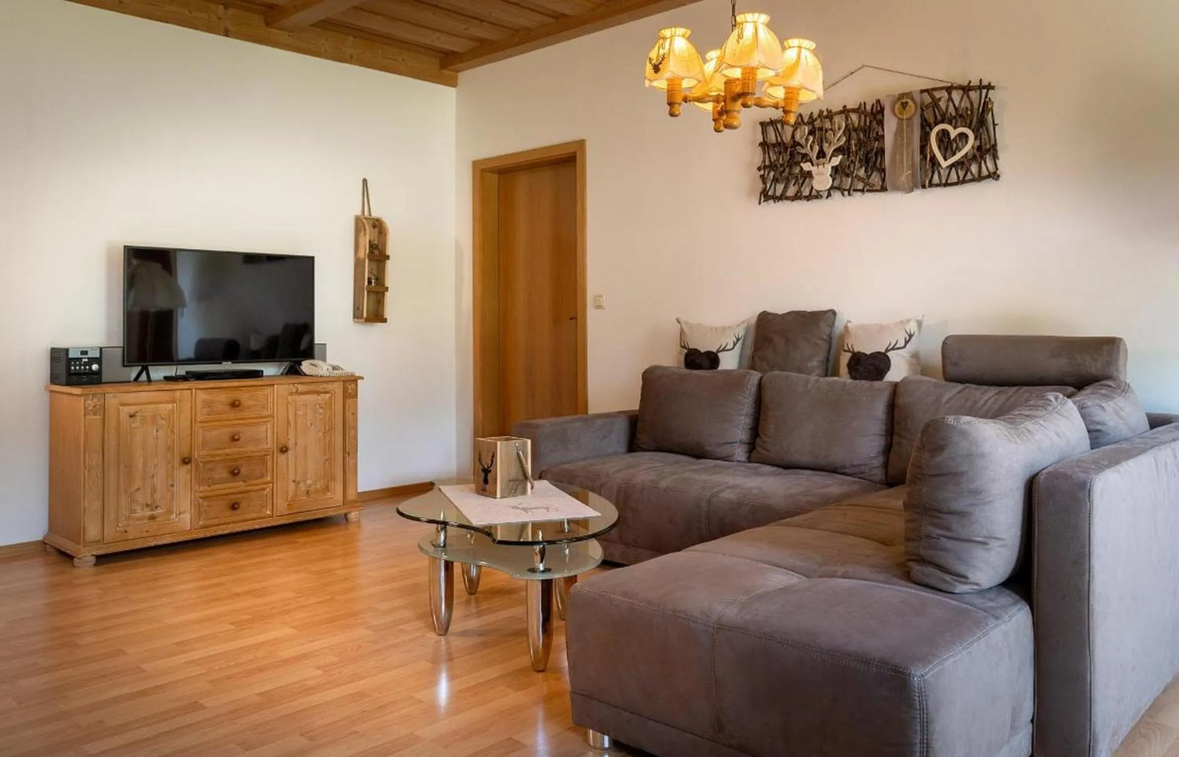 Two-Bedroom Apartment in Landhaus Laih