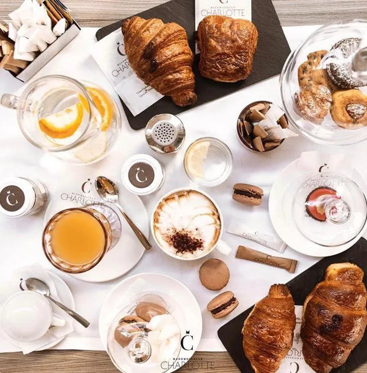 Breakfast in Palazzo Stendardo