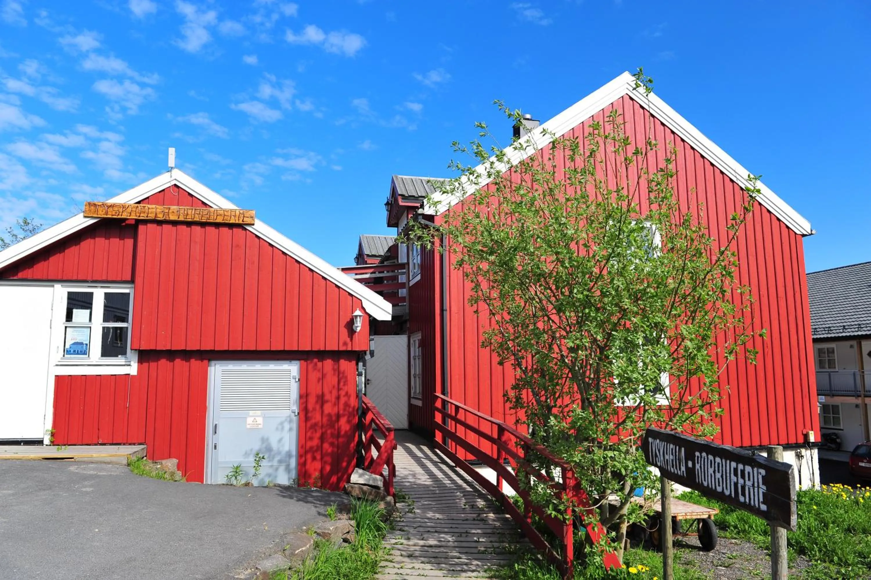 Property building in Tyskhella Rorbuer