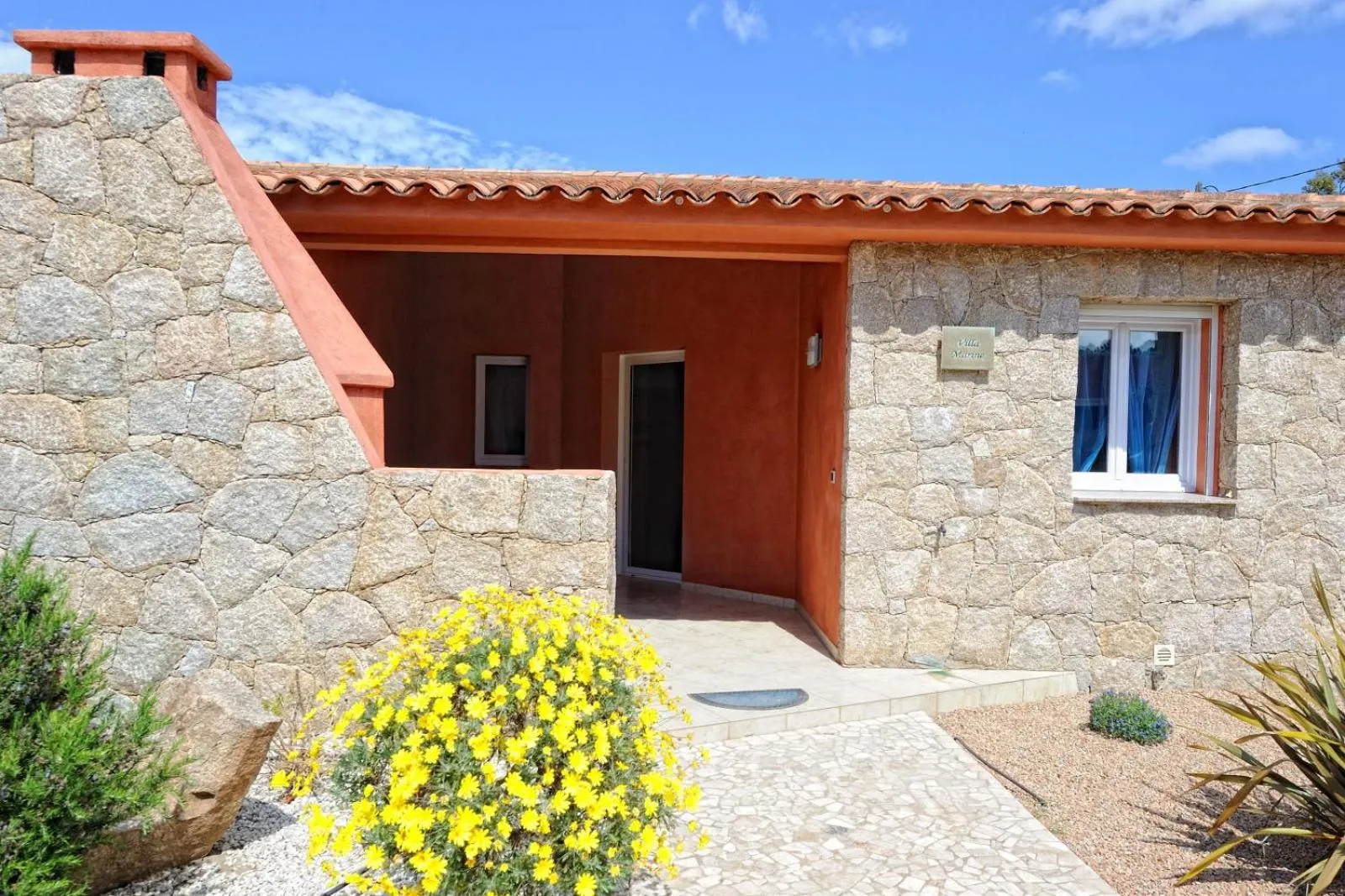 Facade/entrance in Résidence Dolce Vita de Palombaggia