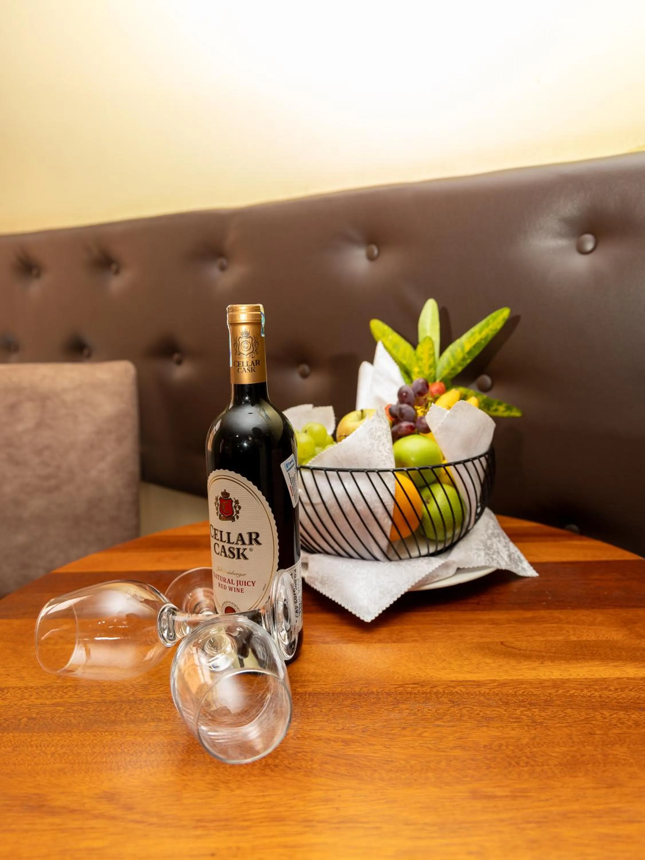 Food and drinks in Maxland Hotel