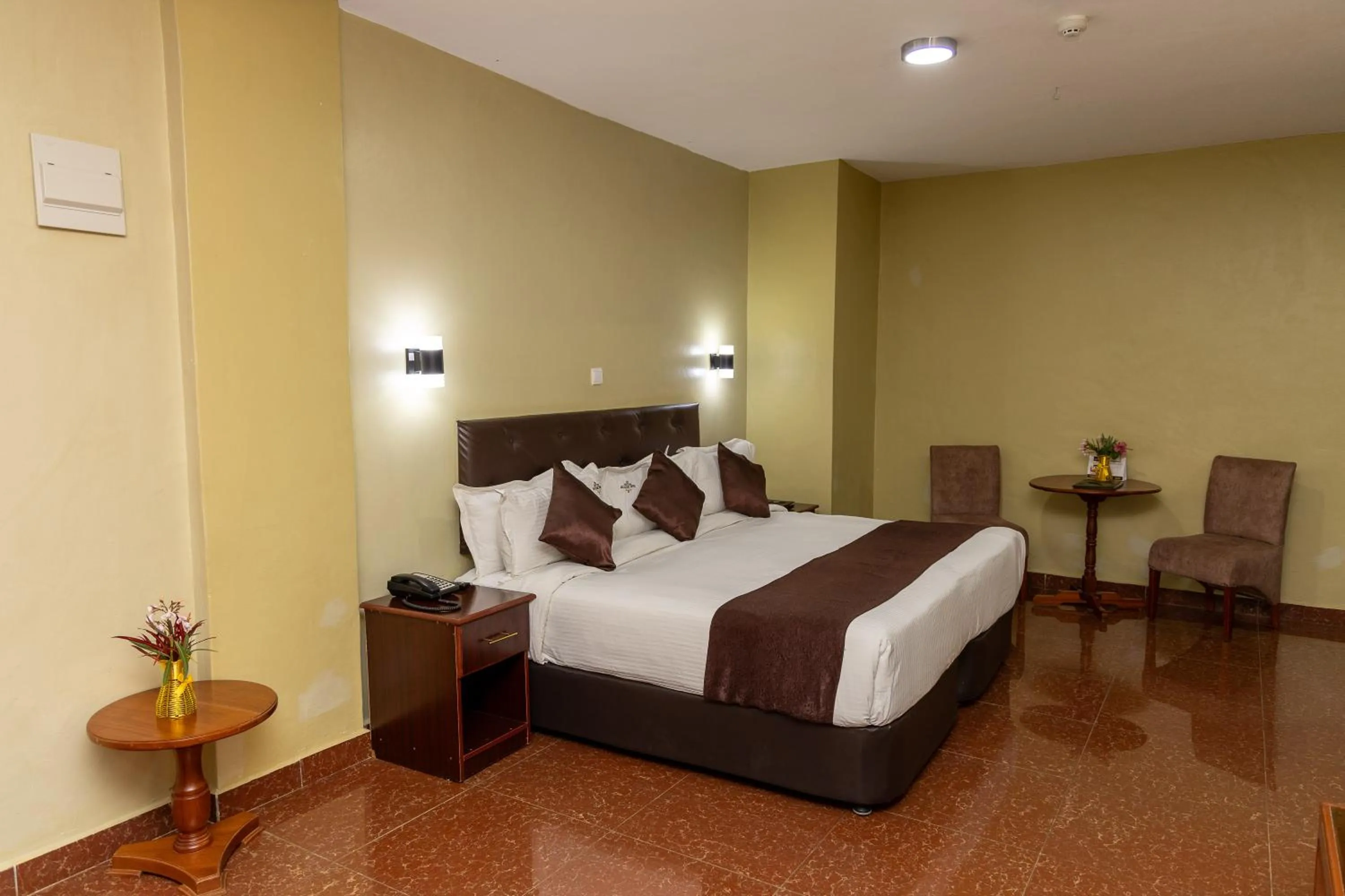 Bed in Maxland Hotel