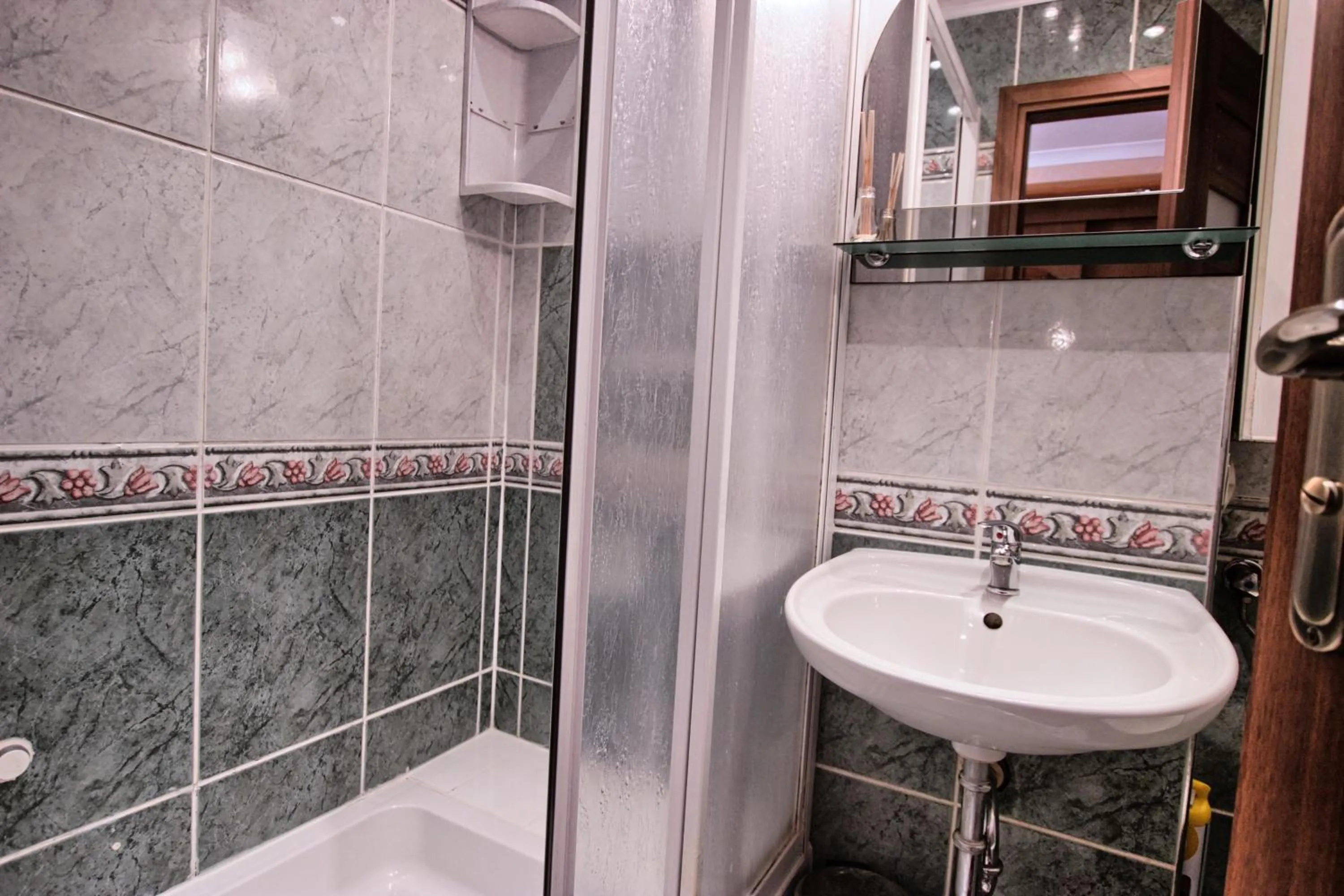 Bathroom in Willa ZAKObystra