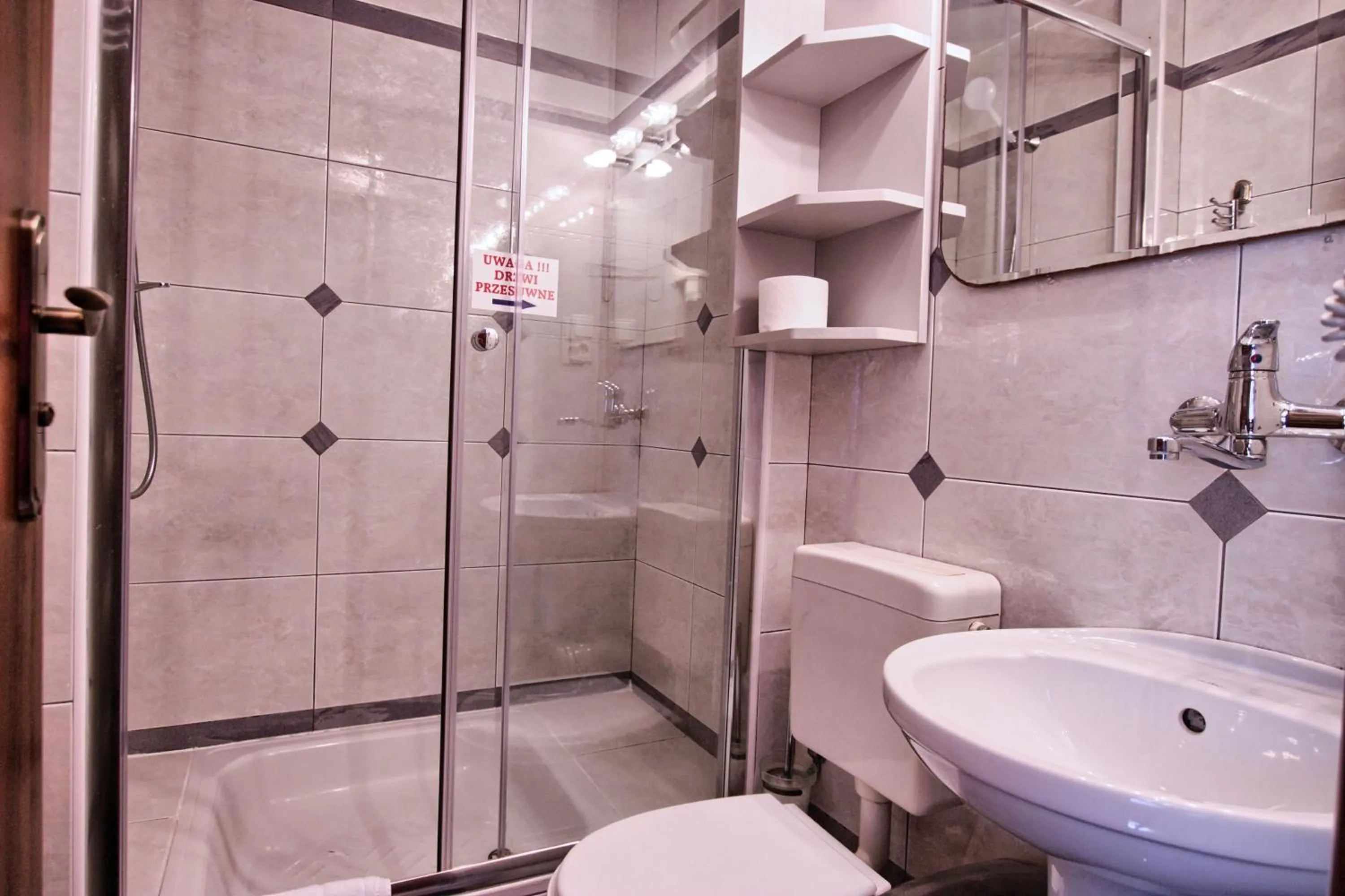 Bathroom in Willa ZAKObystra