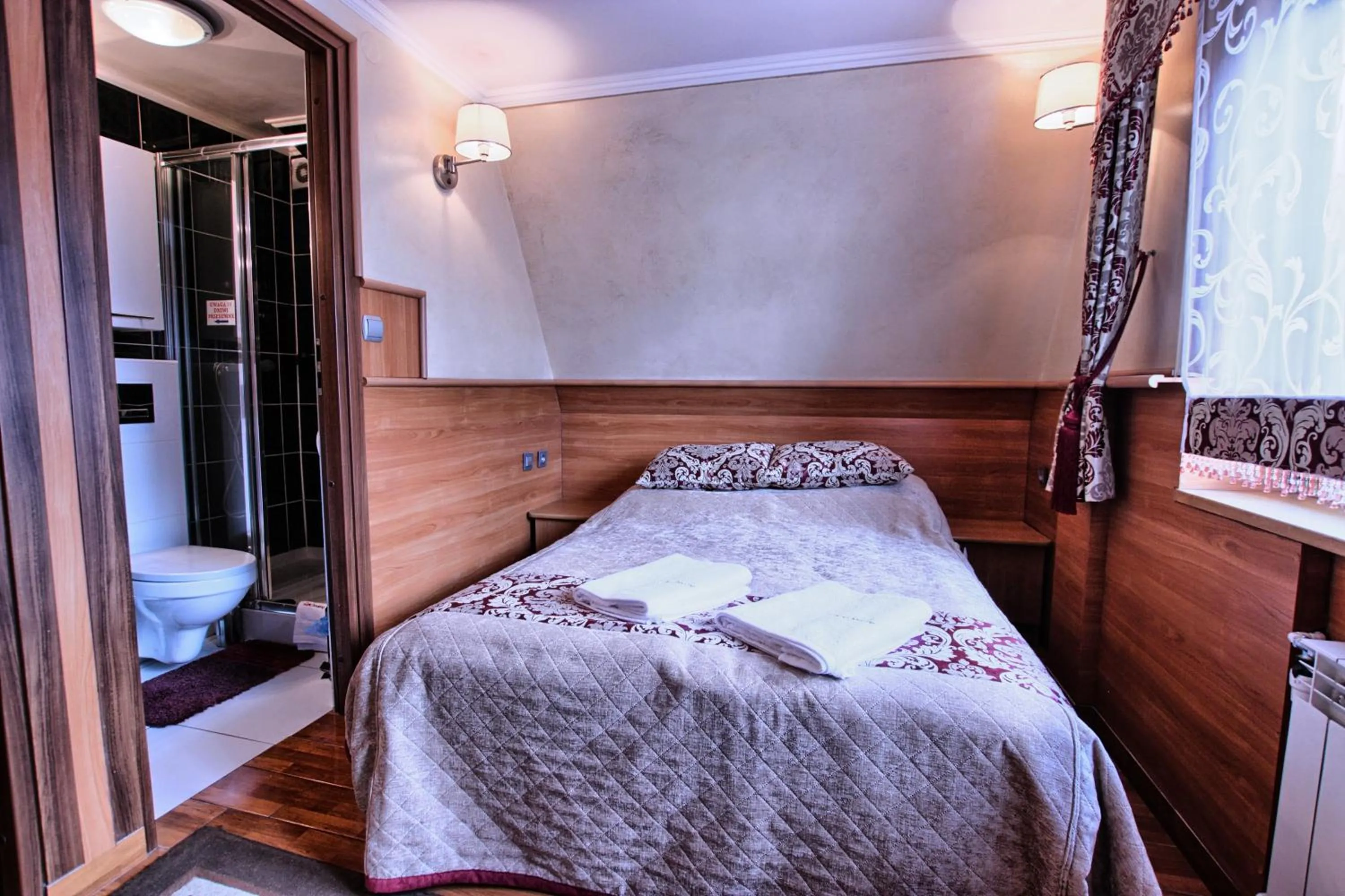 Photo of the whole room, Bed in Willa ZAKObystra