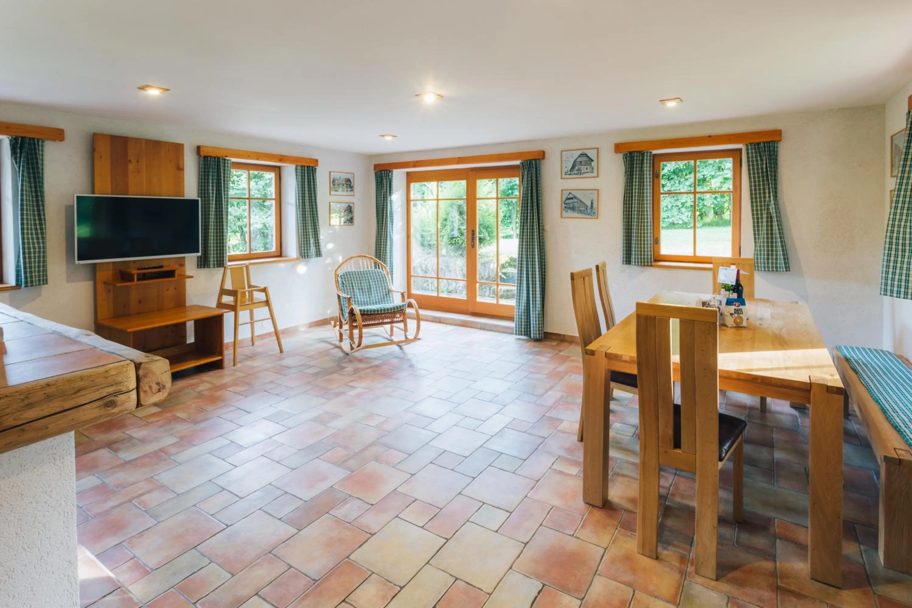 Communal lounge/ TV room in Resort Malevil